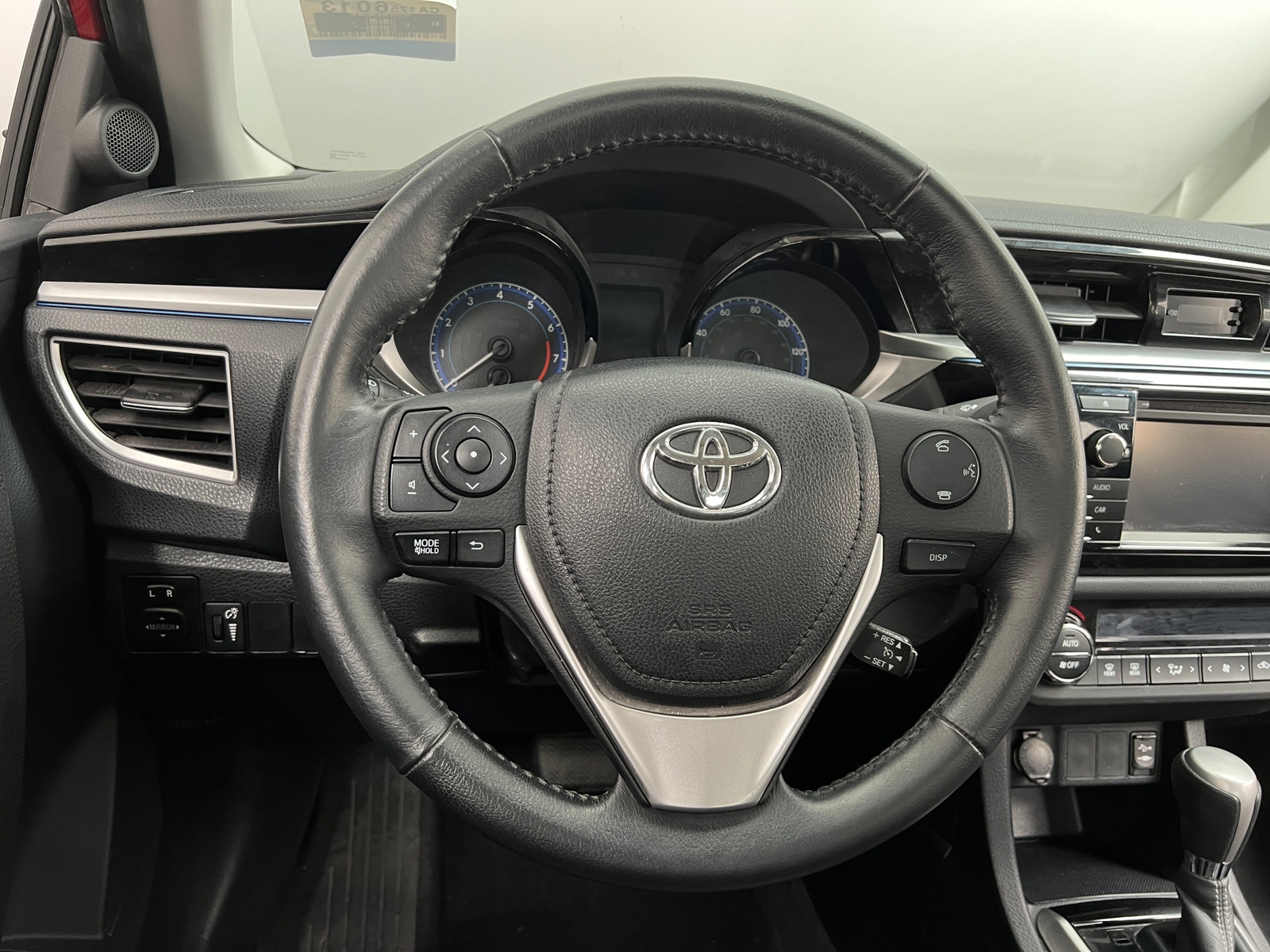 Thumbnail: 2014 Toyota Corolla - 5