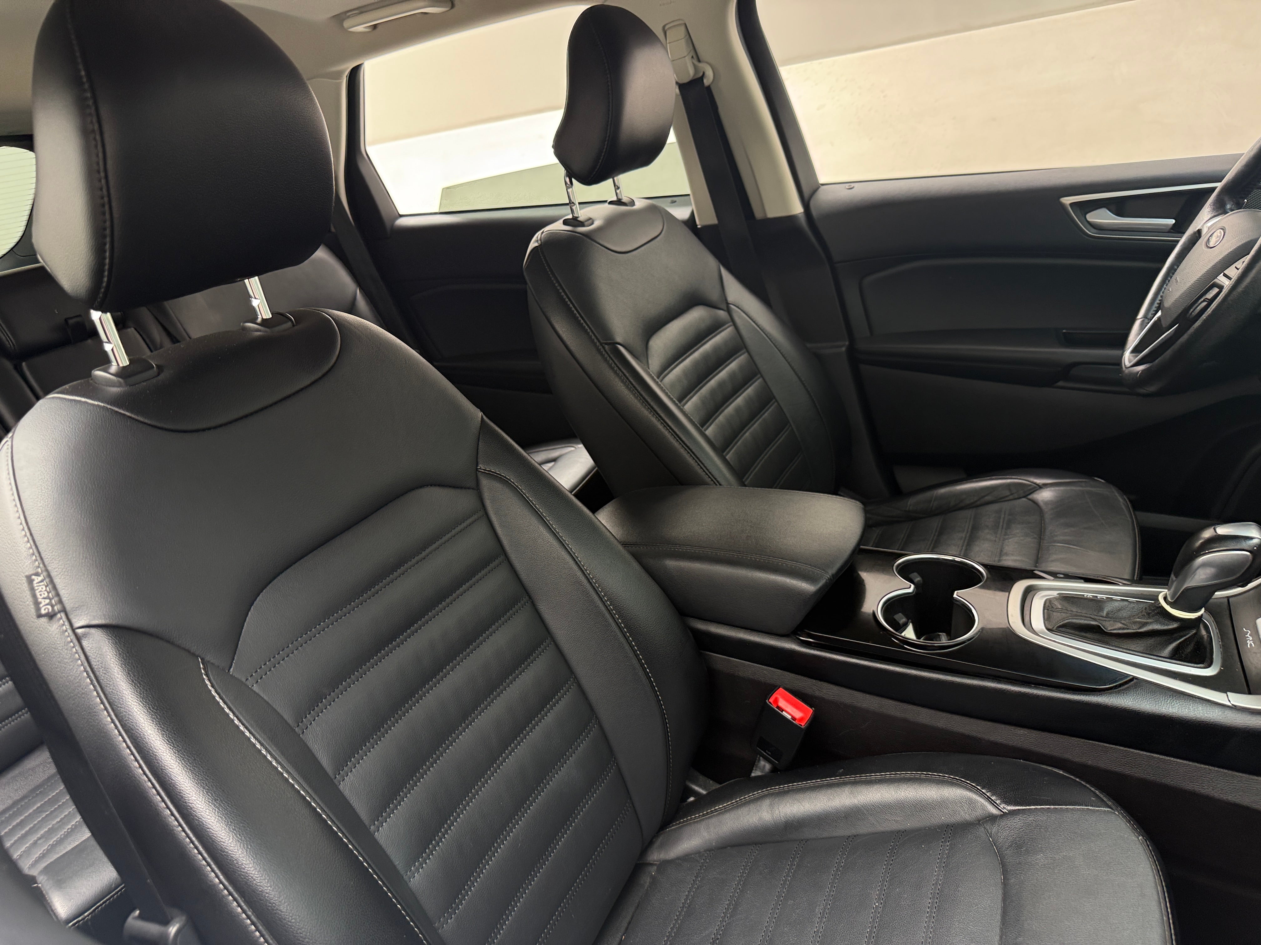 2017 Ford Edge