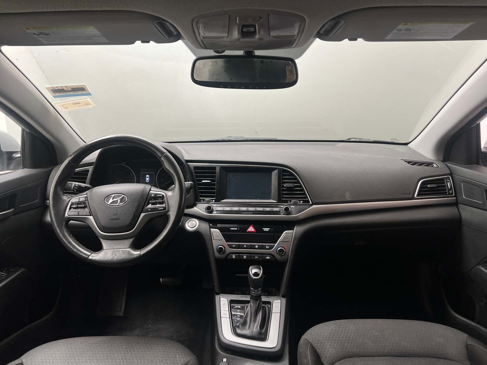 Thumbnail: 2018 Hyundai Elantra - 3
