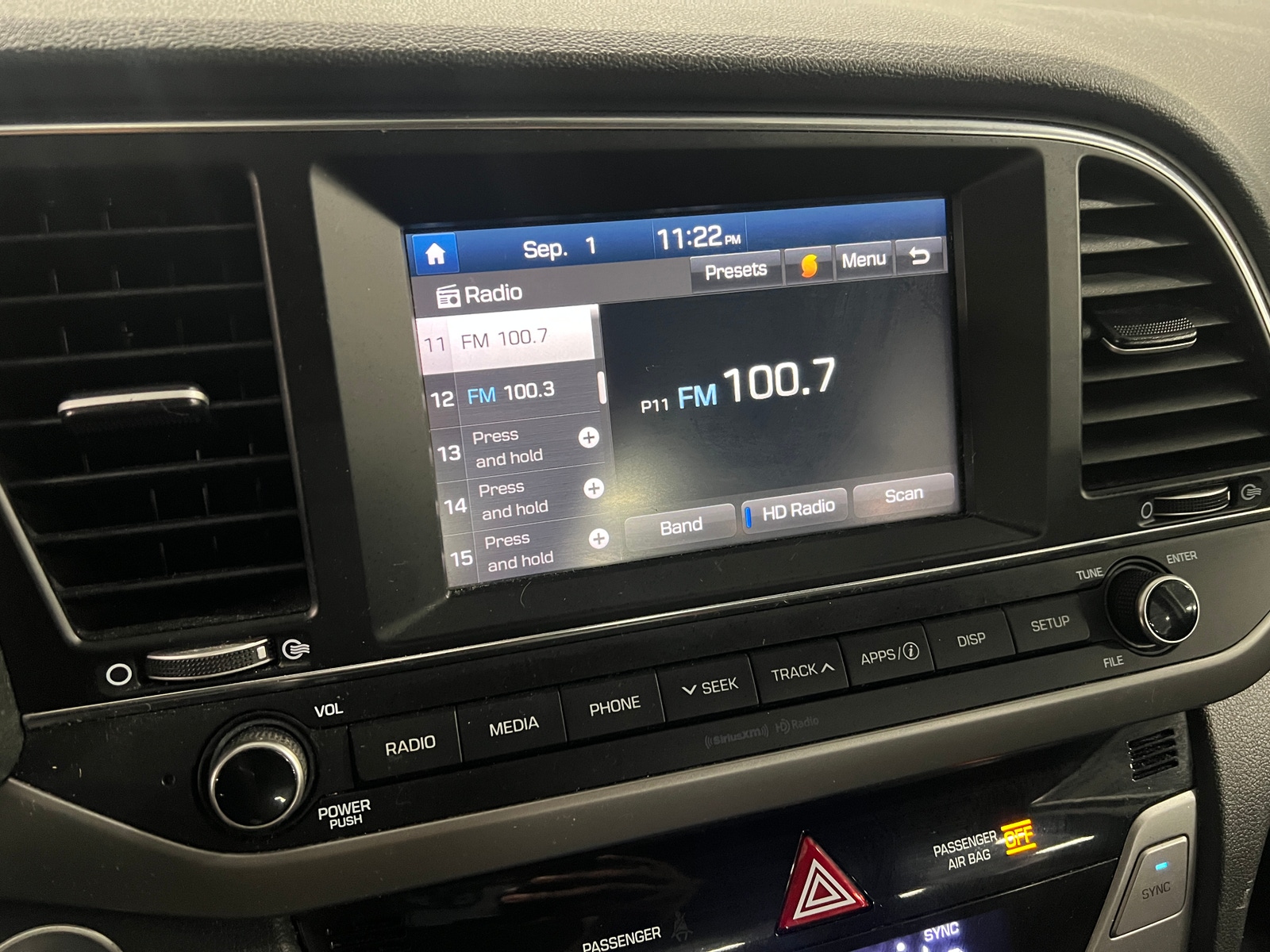 Thumbnail: 2018 Hyundai Elantra - 4
