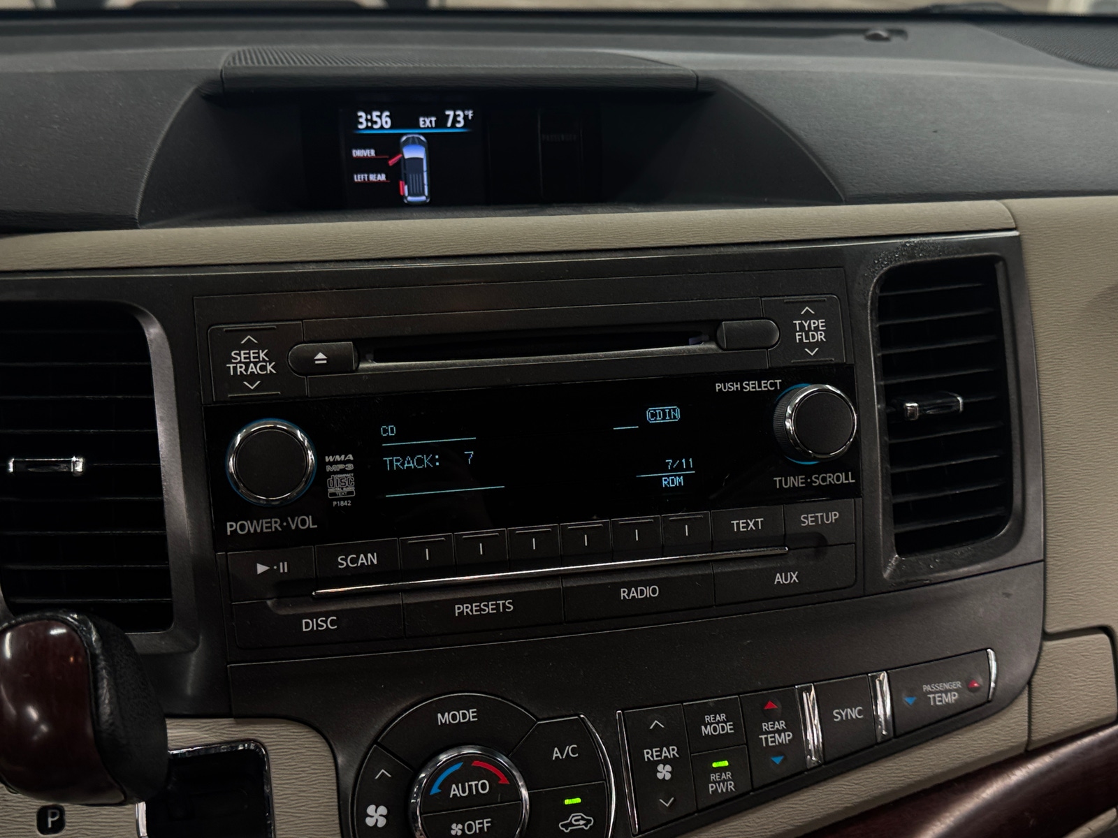 Thumbnail: 2012 Toyota Sienna - 4