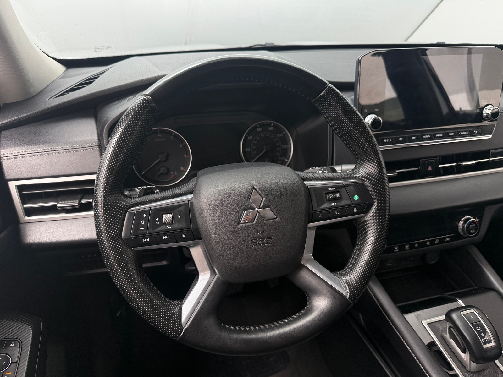 Thumbnail: 2024 Mitsubishi Outlander - 5