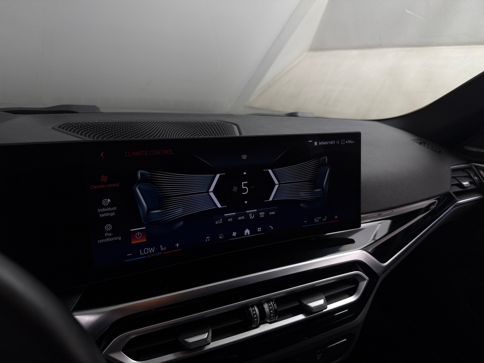 Thumbnail: 2024 BMW i4 - 3