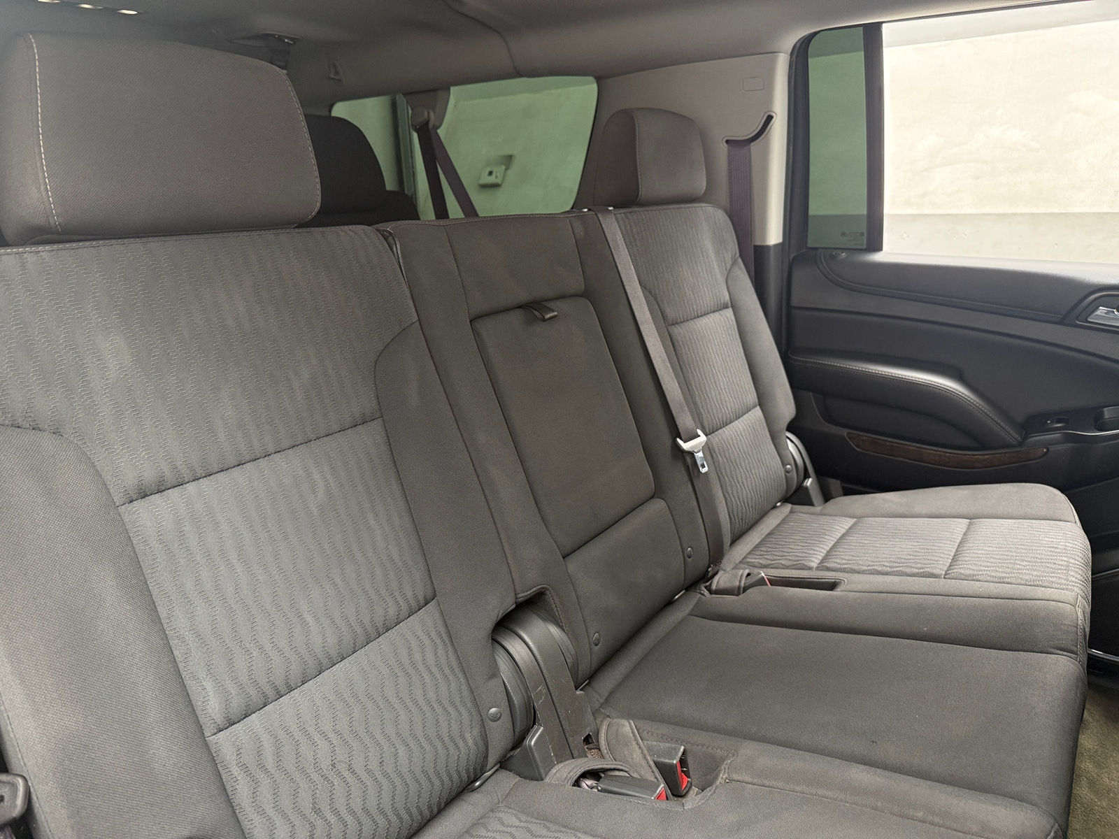 Thumbnail: 2017 Chevrolet Suburban - 6