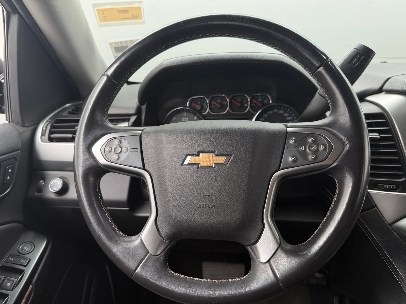 Thumbnail: 2017 Chevrolet Suburban - 5