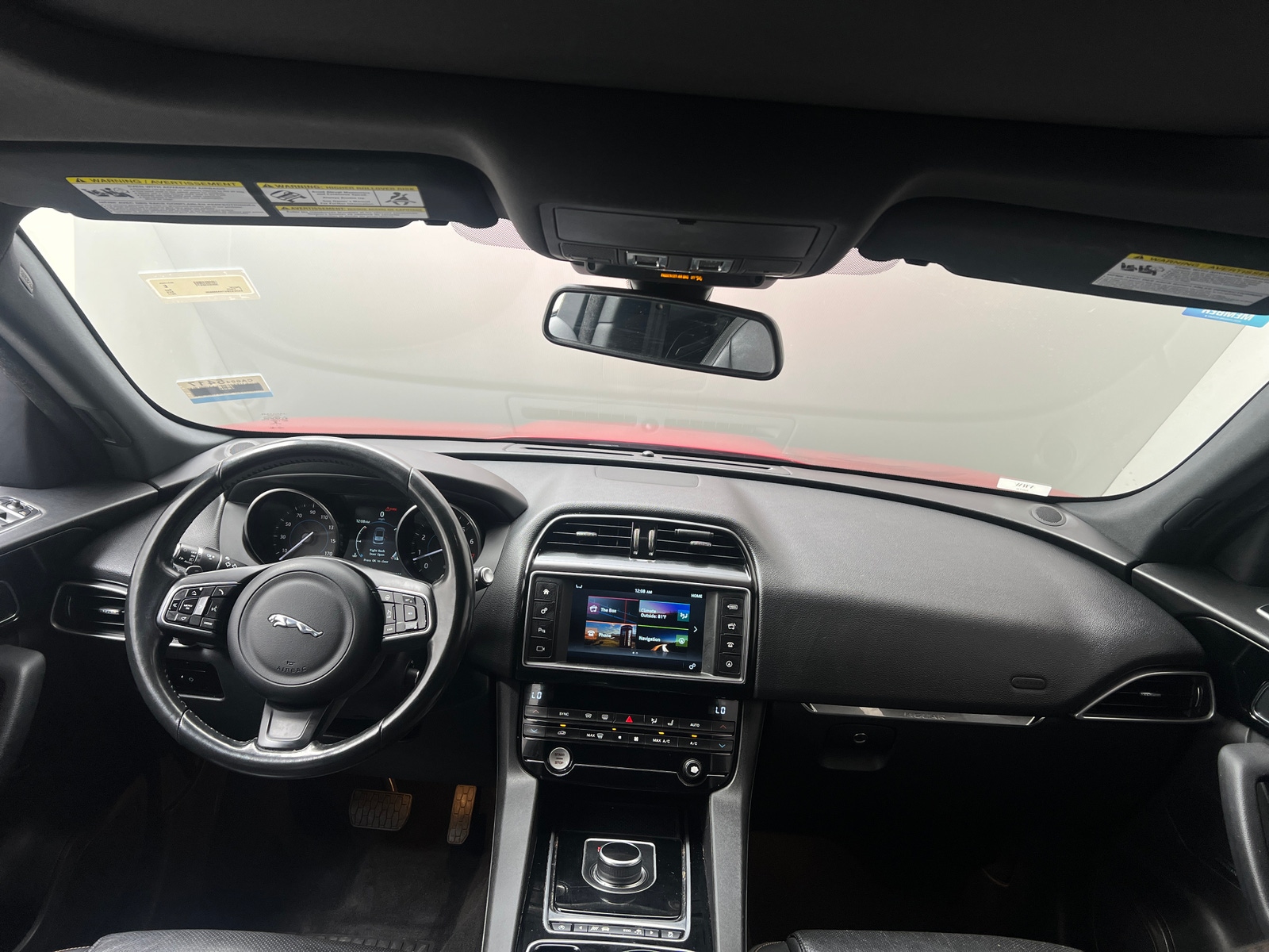 Thumbnail: 2017 Jaguar F-Pace - 2