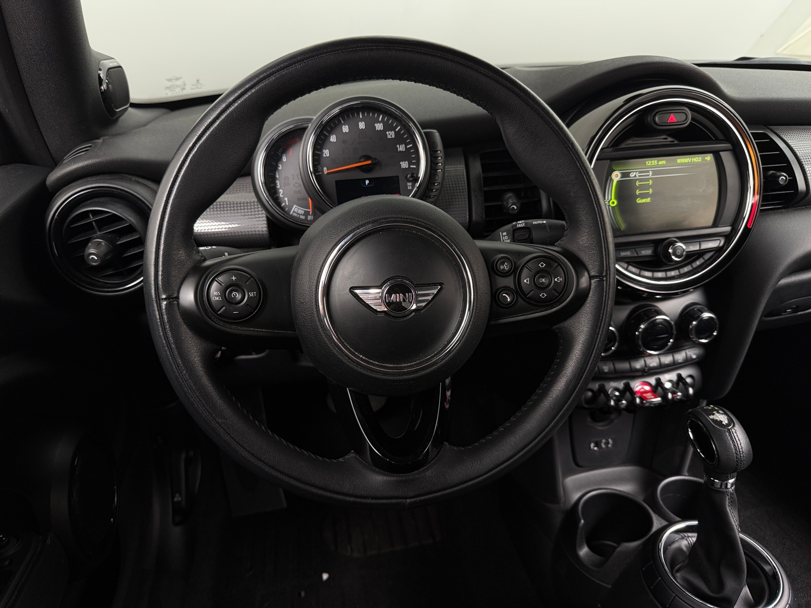 Thumbnail: 2017 MINI Cooper Convertible - 4