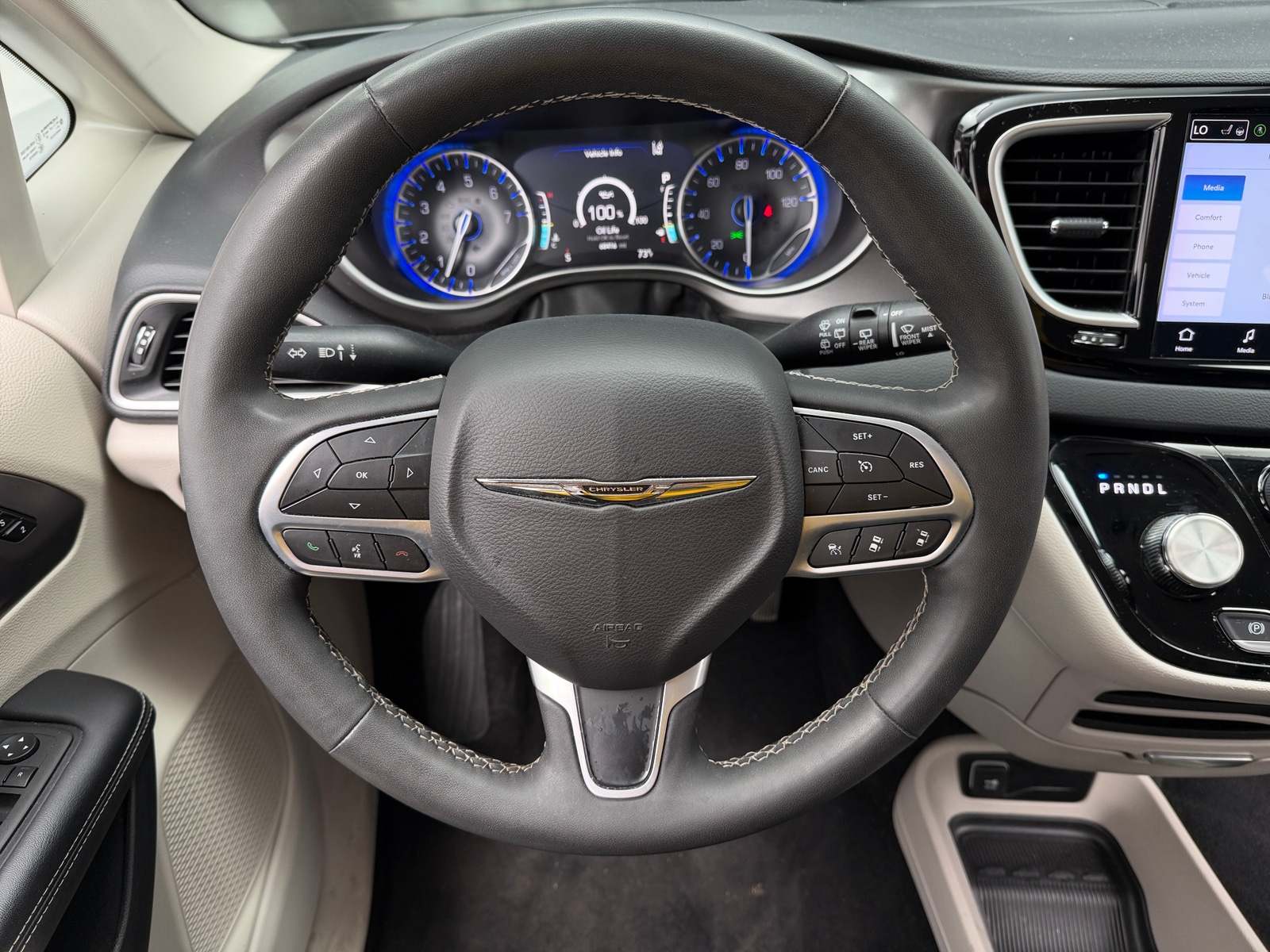 Thumbnail: 2024 Chrysler Pacifica - 4