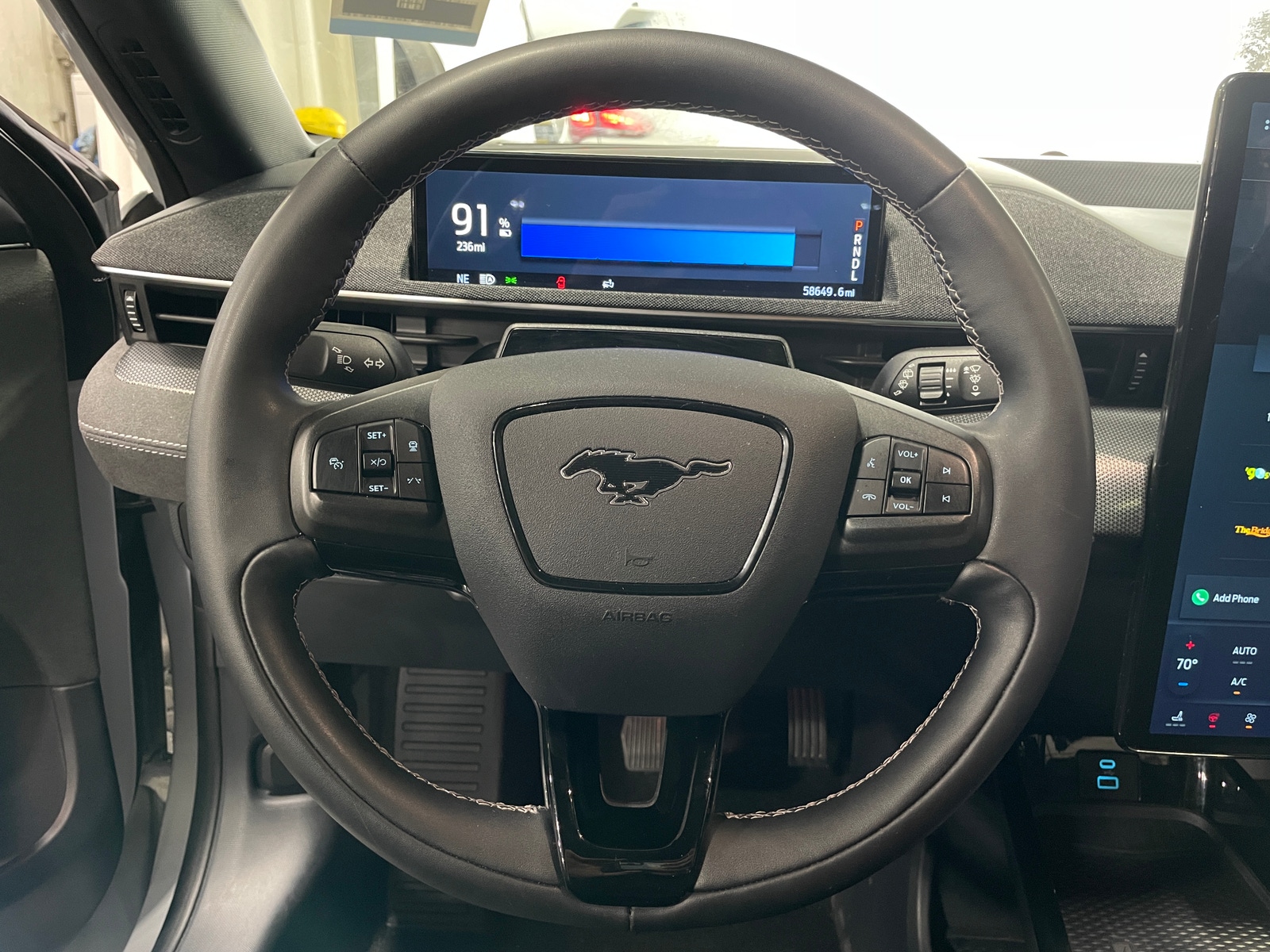 Thumbnail: 2022 Ford Mustang Mach-E - 4