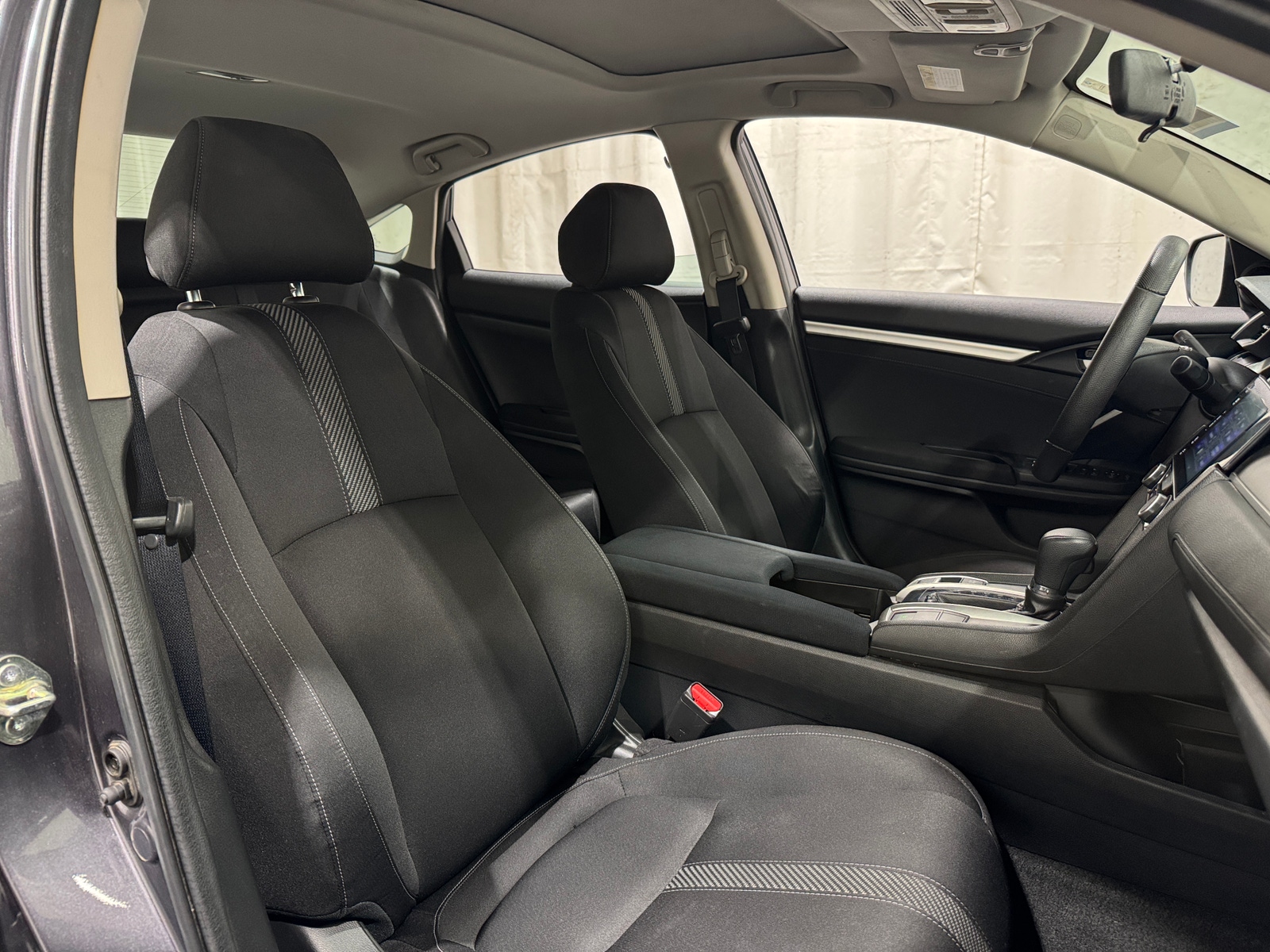 Thumbnail: 2016 Honda Civic - 2