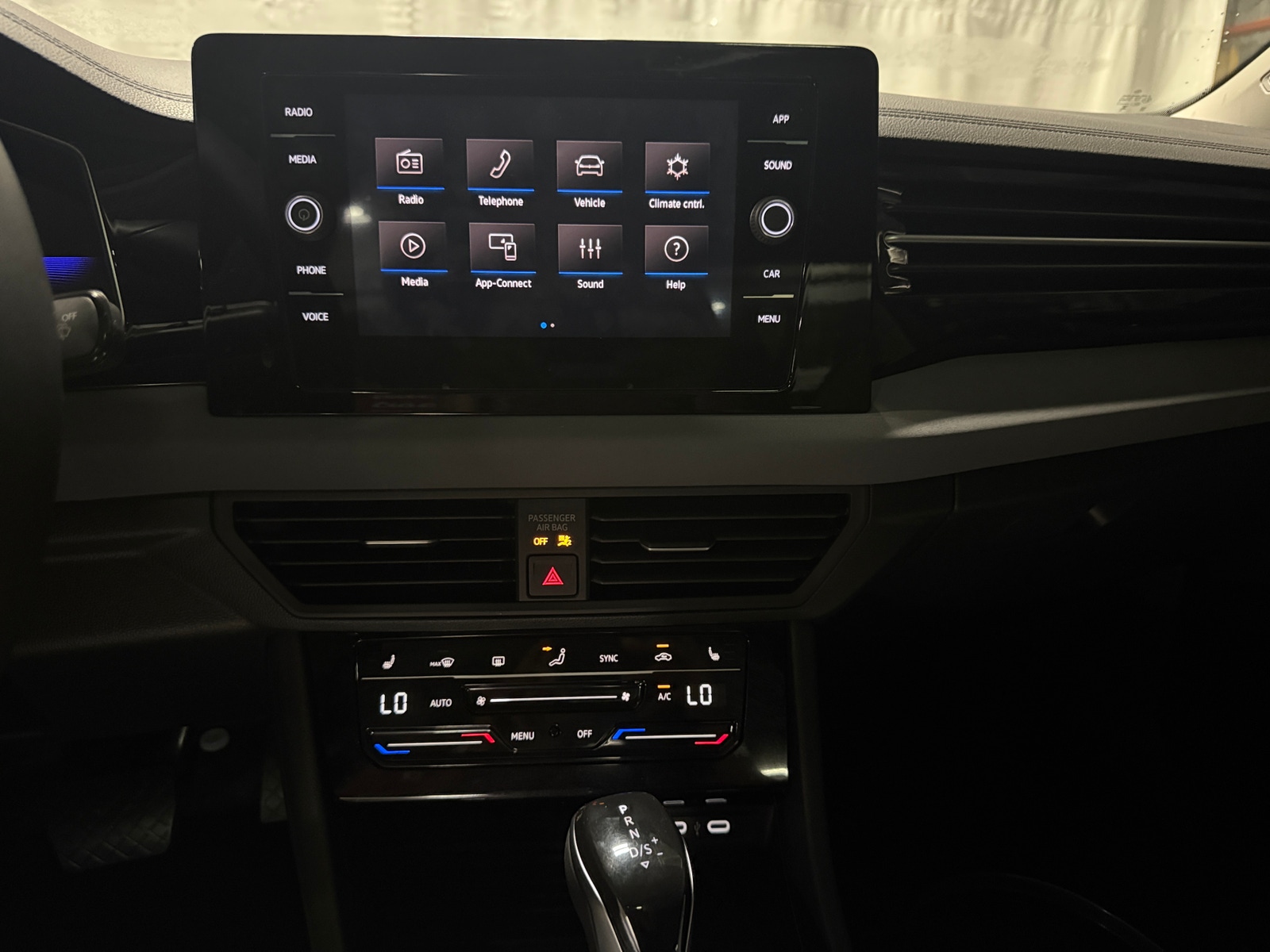 Thumbnail: 2026 Volkswagen Jetta - 3