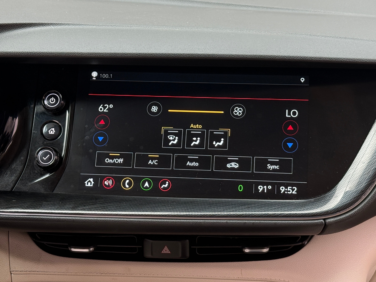Thumbnail: 2022 Buick Envision - 3