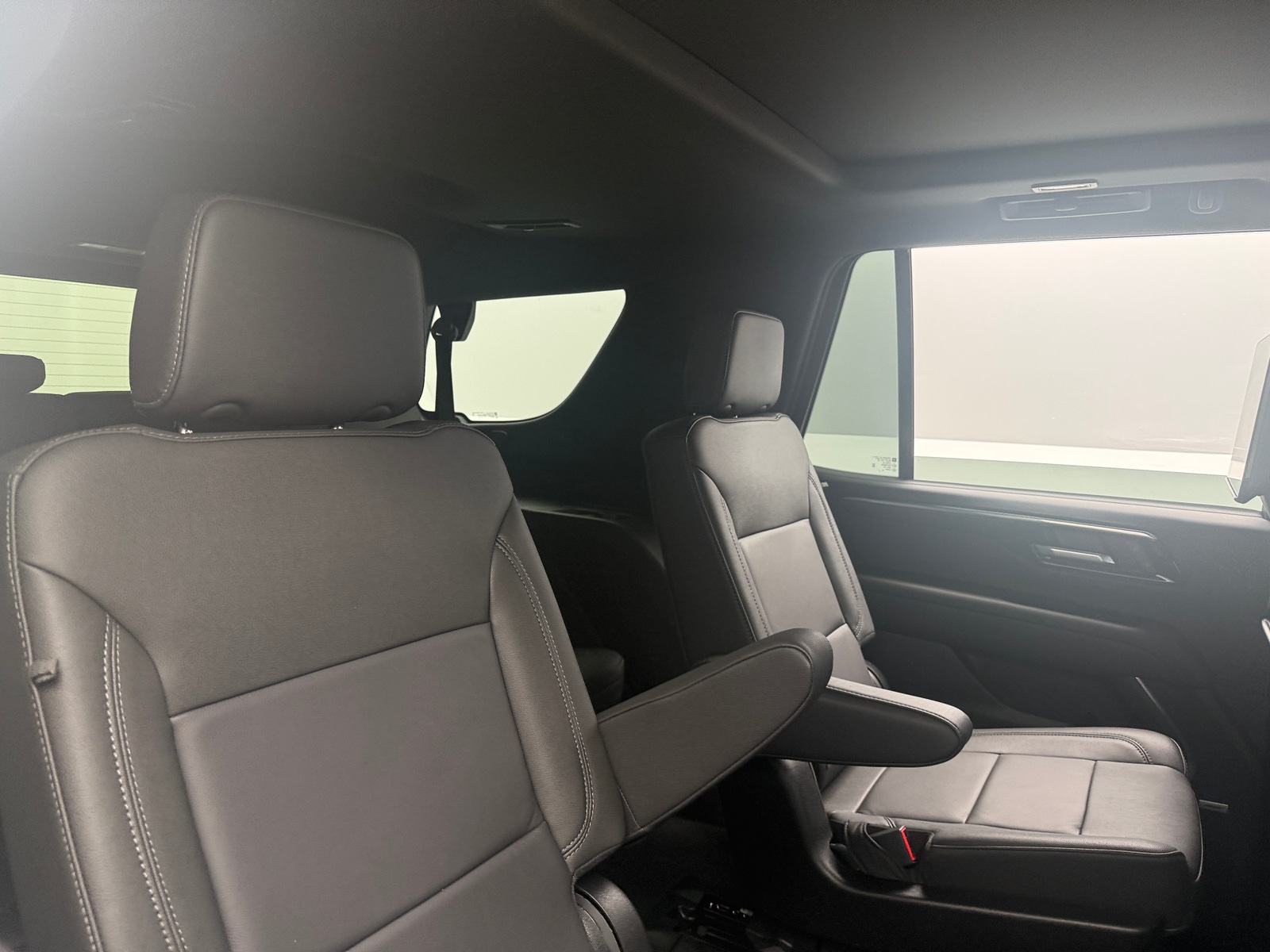 Thumbnail: 2026 Chevrolet Tahoe - 5