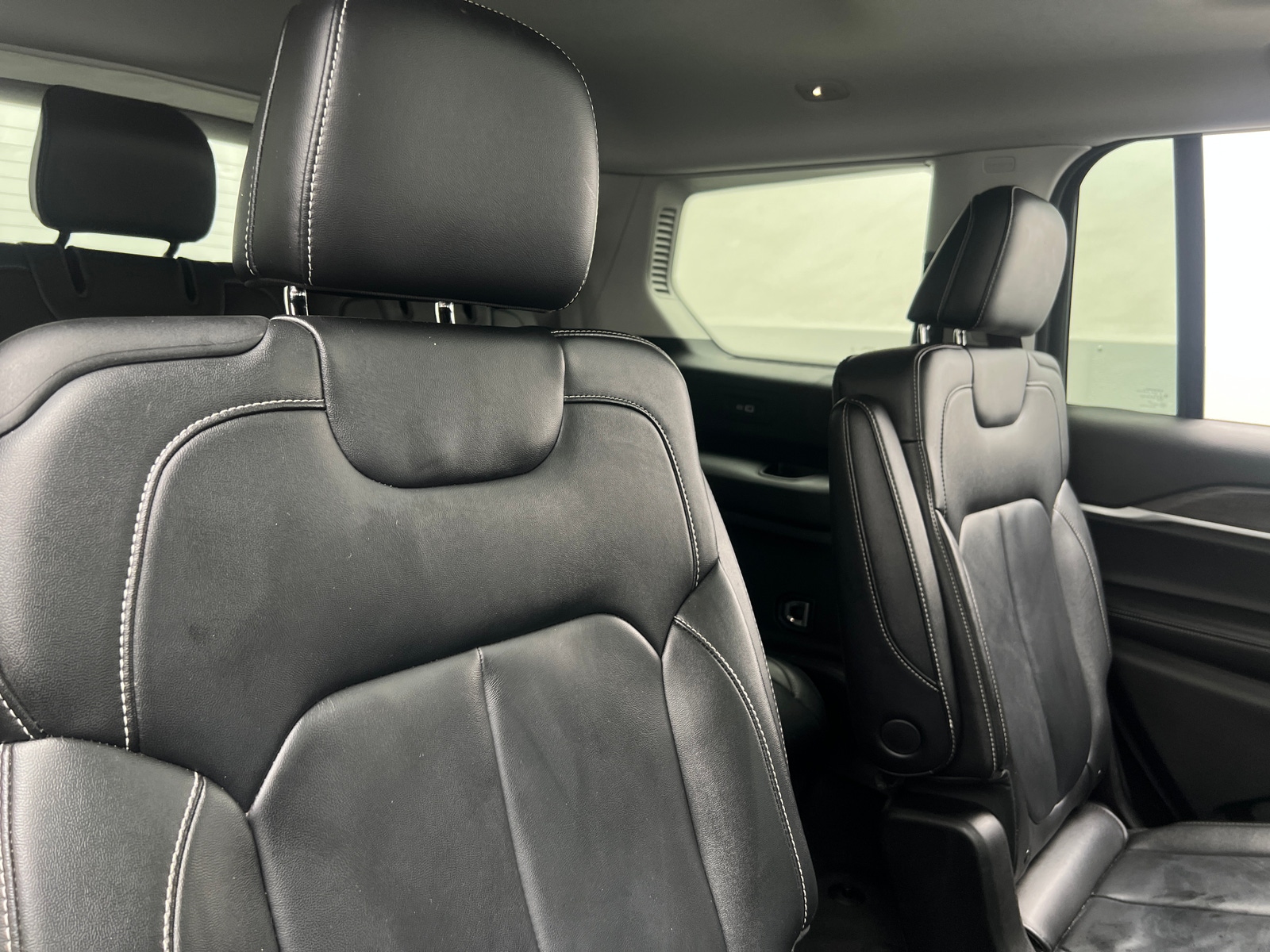 Thumbnail: 2021 Jeep Grand Cherokee L - 5