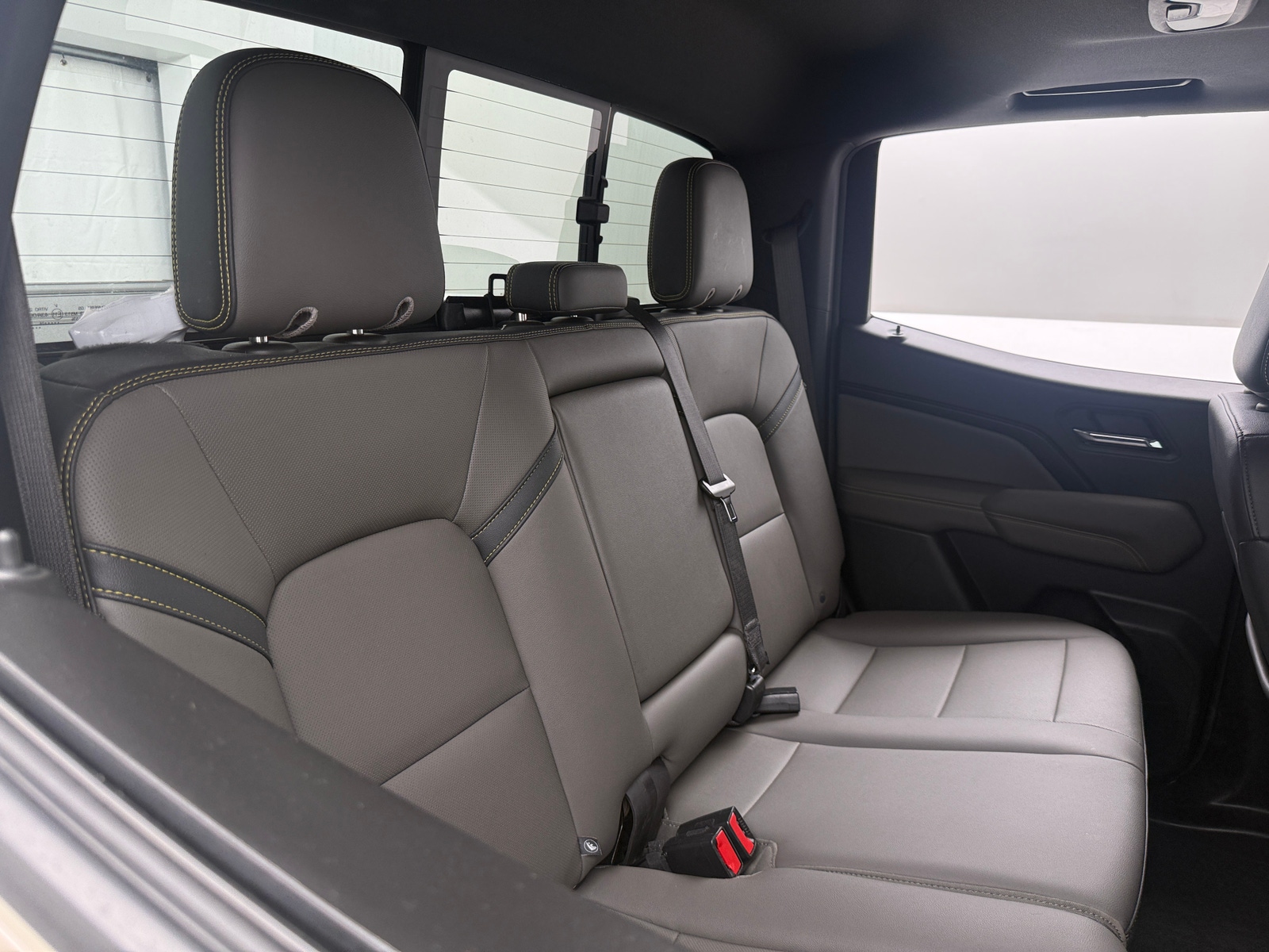 Thumbnail: 2024 Chevrolet Colorado - 5