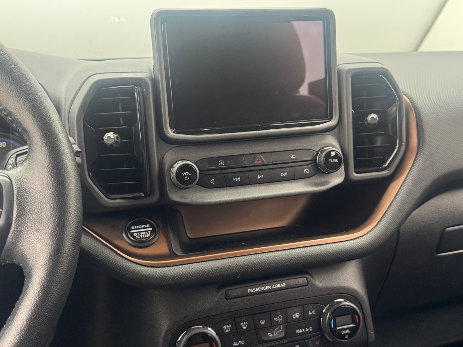 Thumbnail: 2021 Ford Bronco Sport - 4