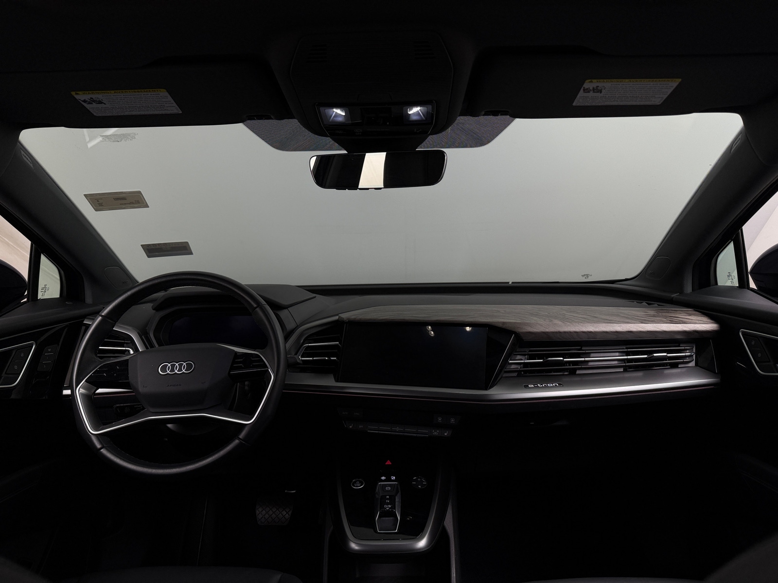 Thumbnail: 2023 Audi Q4 e-tron - 2