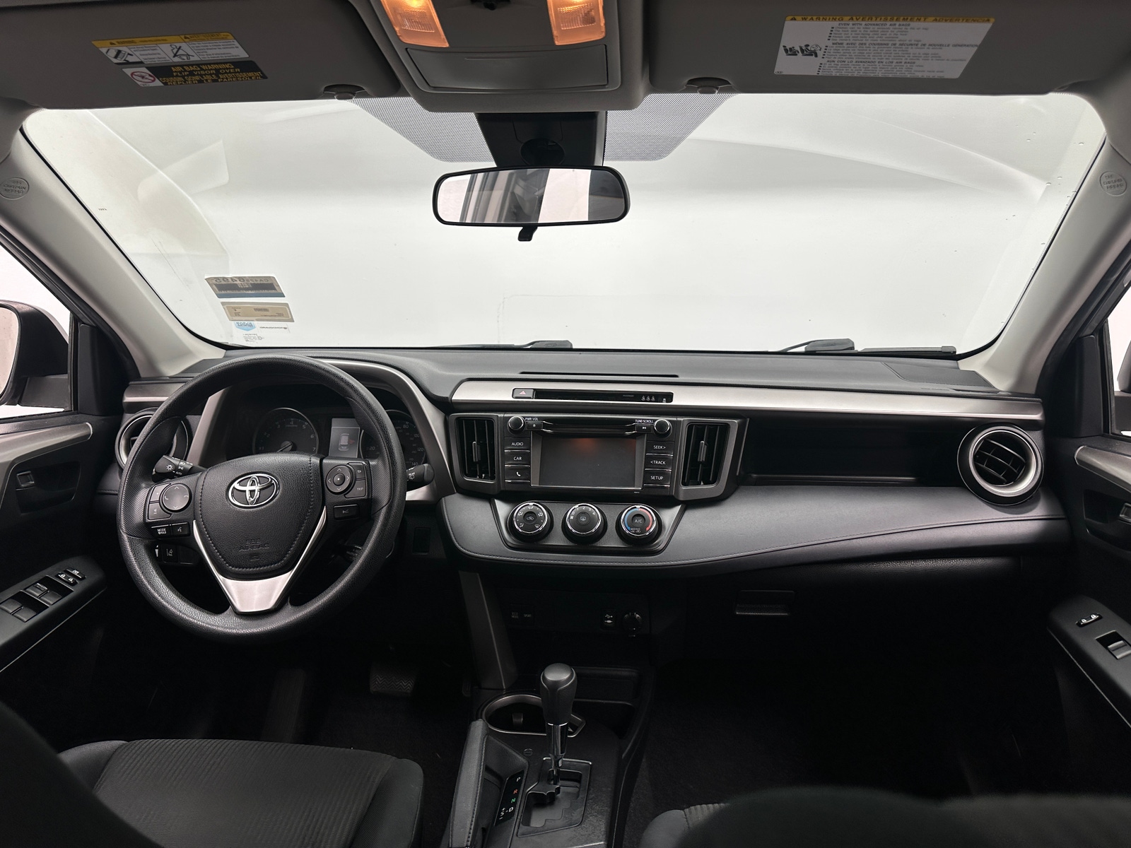 Thumbnail: 2018 Toyota RAV4 - 3