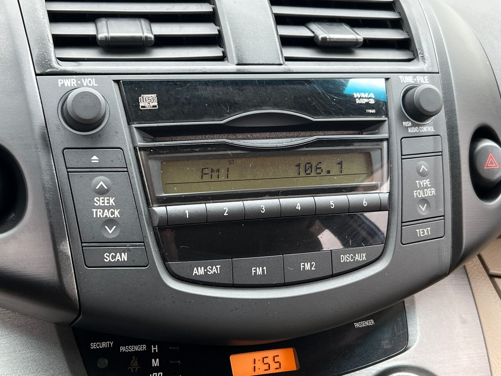 Thumbnail: 2011 Toyota RAV4 - 4