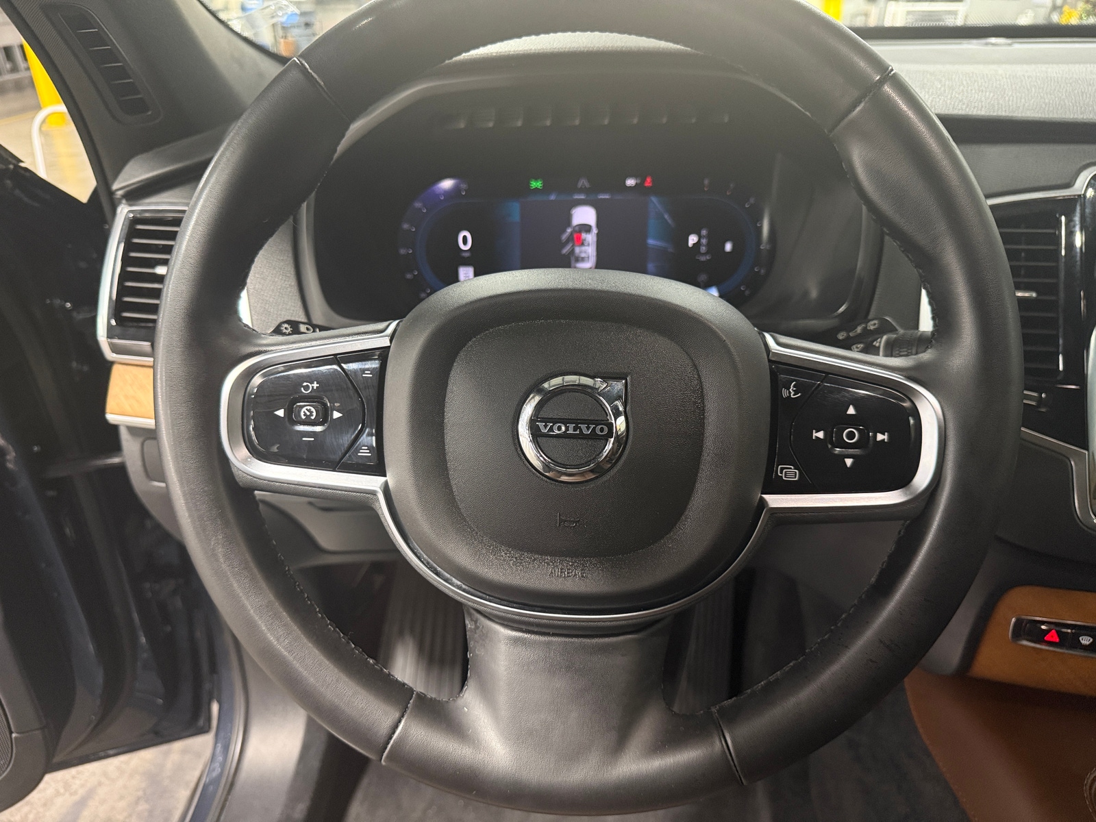 Thumbnail: 2024 Volvo XC90 - 4