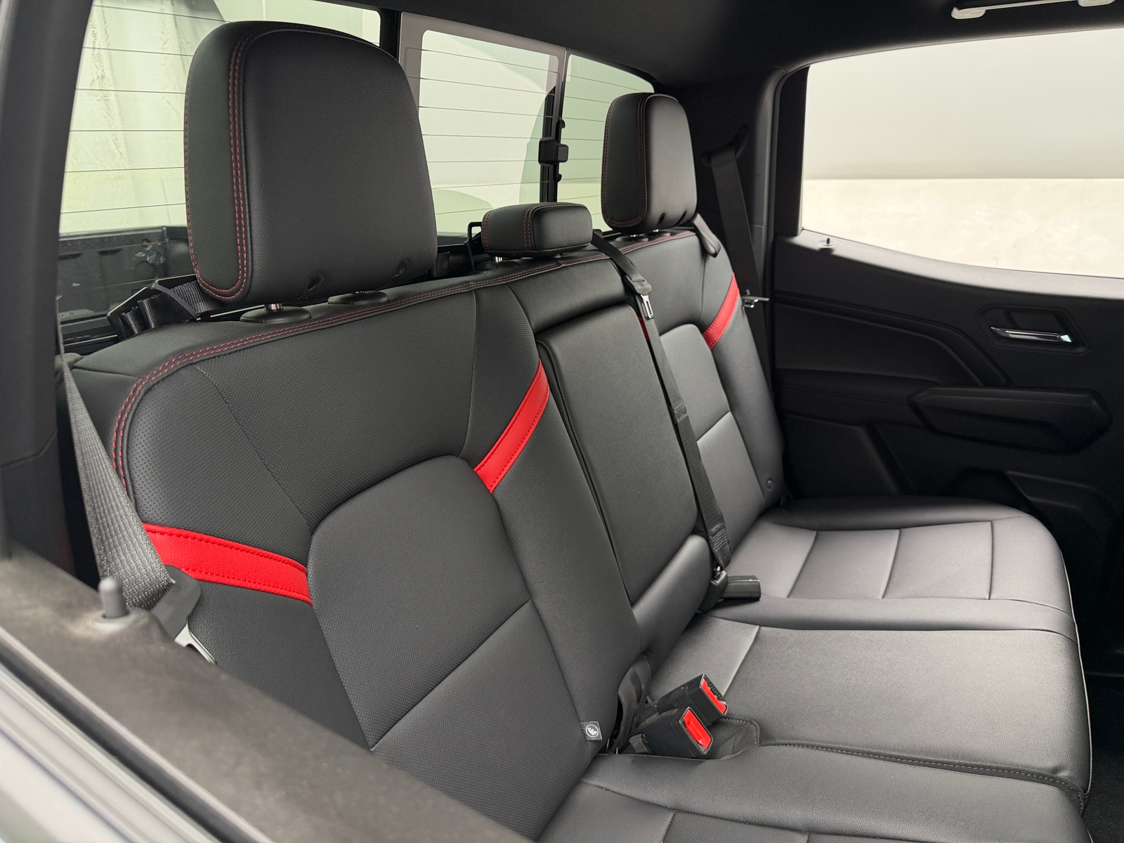 Thumbnail: 2026 Chevrolet Colorado - 5