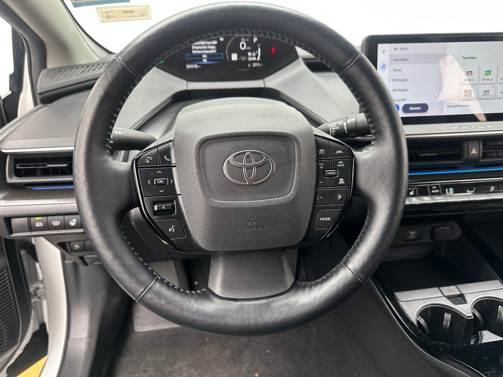 Thumbnail: 2025 Toyota Prius - 4