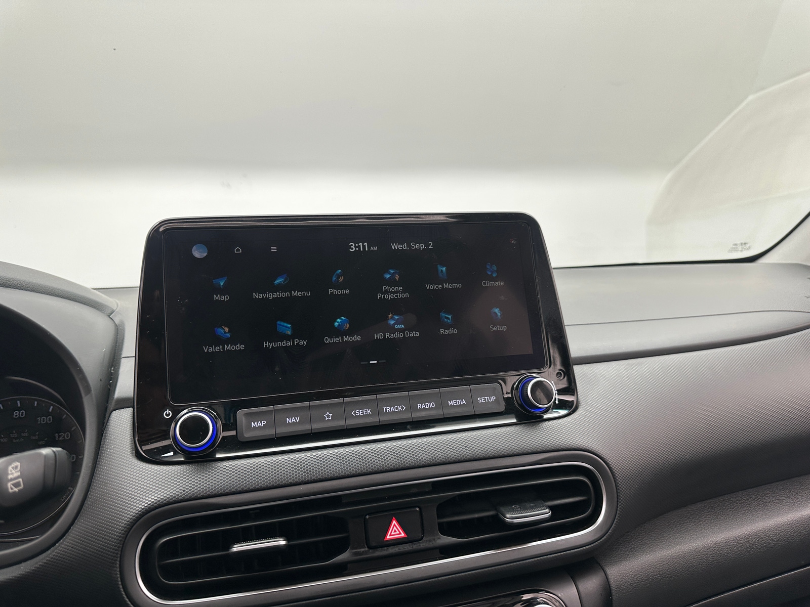 Thumbnail: 2023 Hyundai Kona - 4
