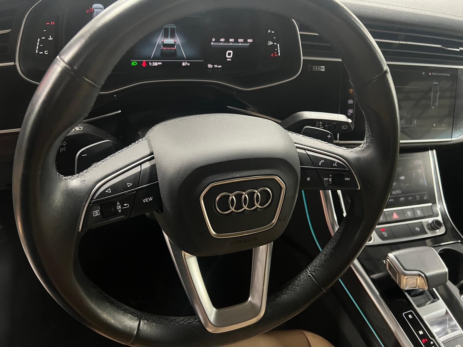 Thumbnail: 2023 Audi Q8 - 4