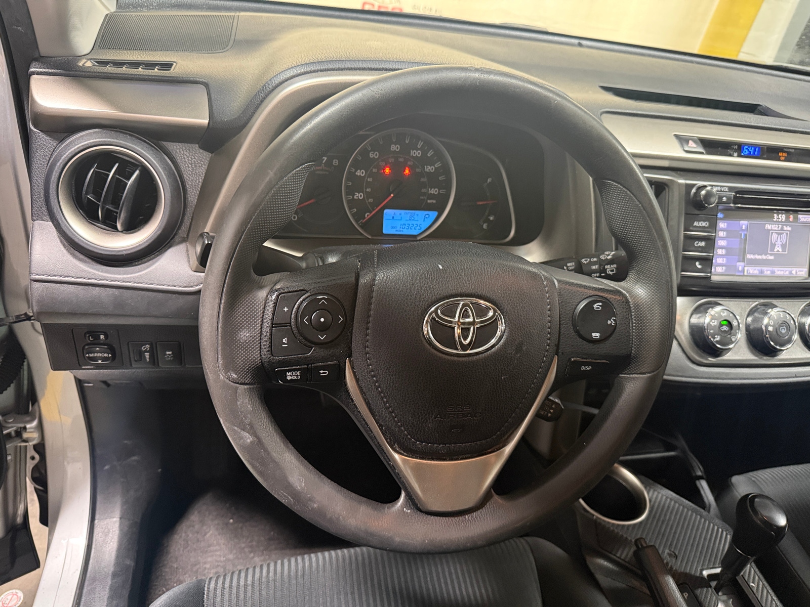Thumbnail: 2015 Toyota RAV4 - 5