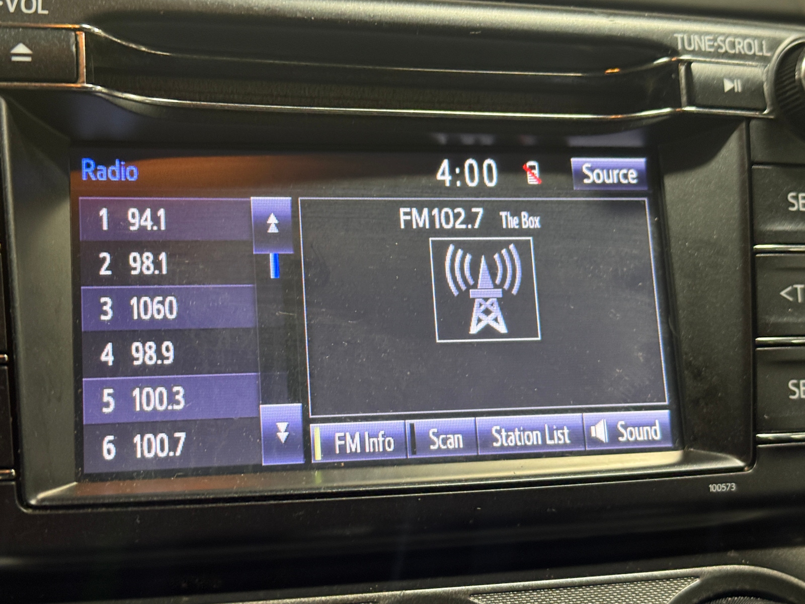 Thumbnail: 2015 Toyota RAV4 - 4