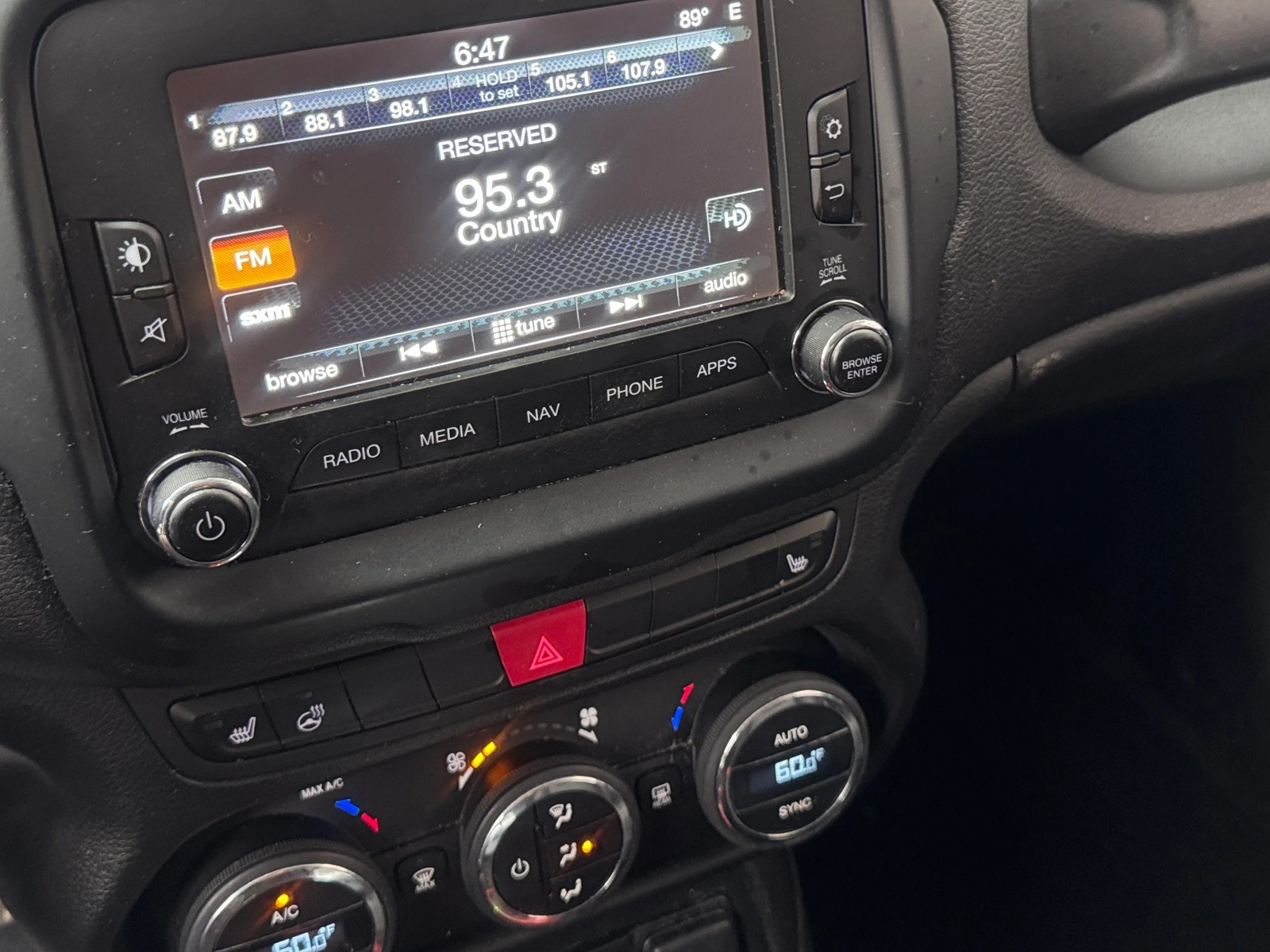 Thumbnail: 2017 Jeep Renegade - 3