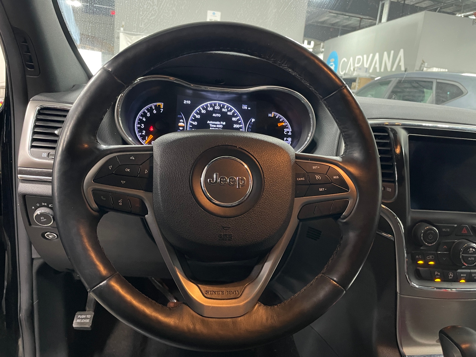 Thumbnail: 2018 Jeep Grand Cherokee - 4