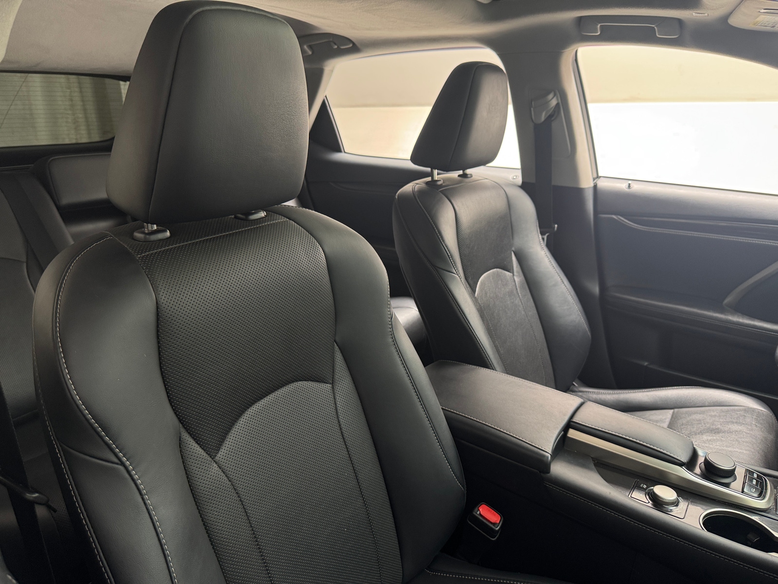 Thumbnail: 2018 Lexus RX - 2