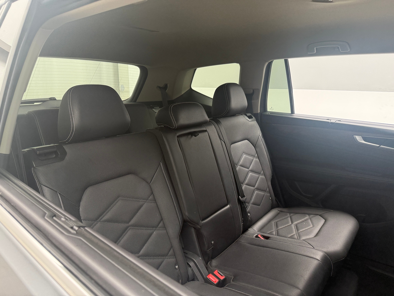 Thumbnail: 2025 Volkswagen Atlas - 6