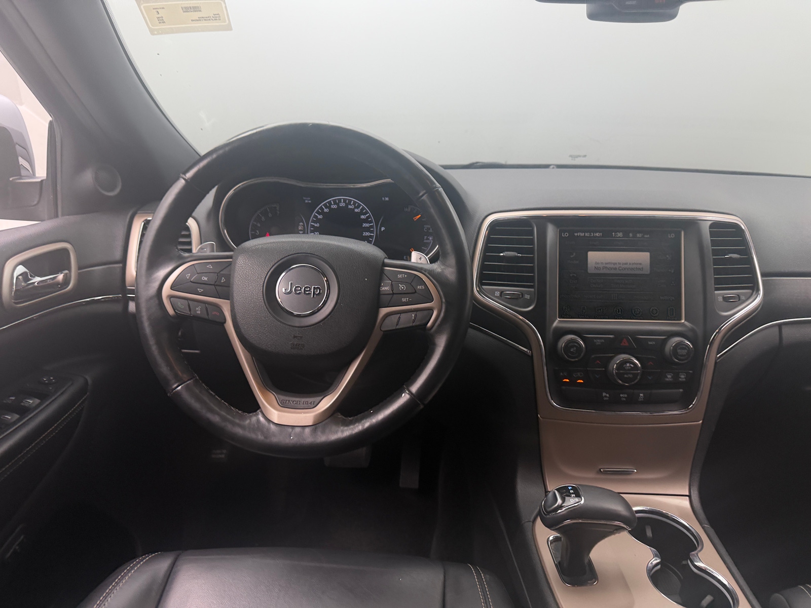 Thumbnail: 2015 Jeep Grand Cherokee - 4