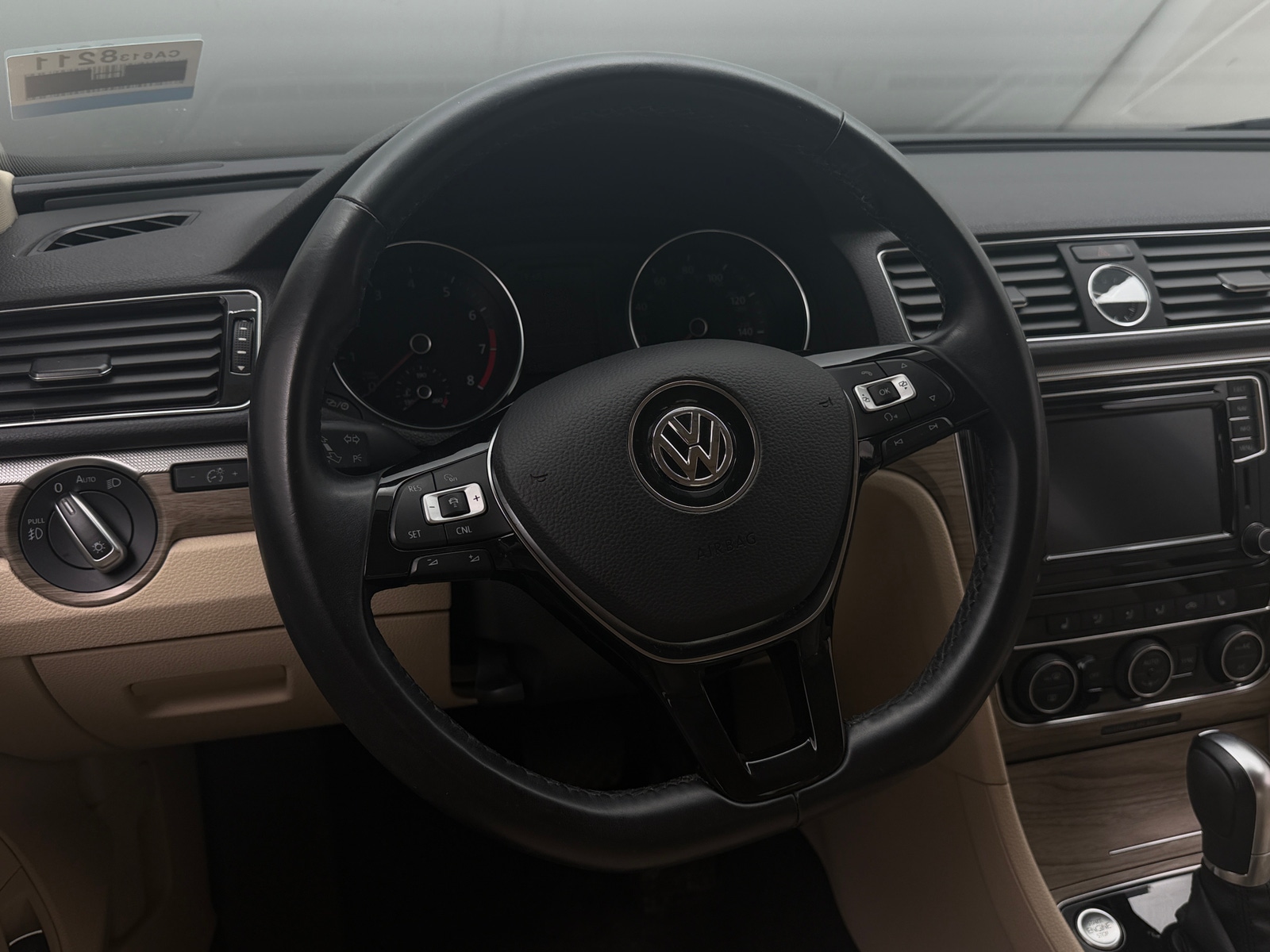 Thumbnail: 2017 Volkswagen Passat - 5