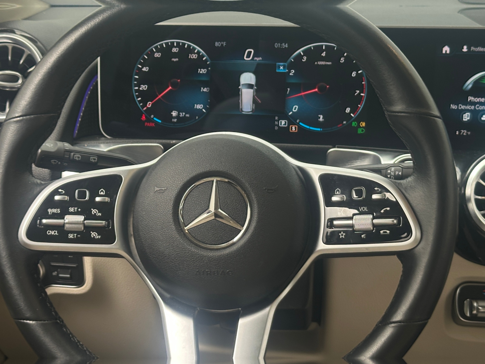 Thumbnail: 2021 Mercedes-Benz GLB - 4