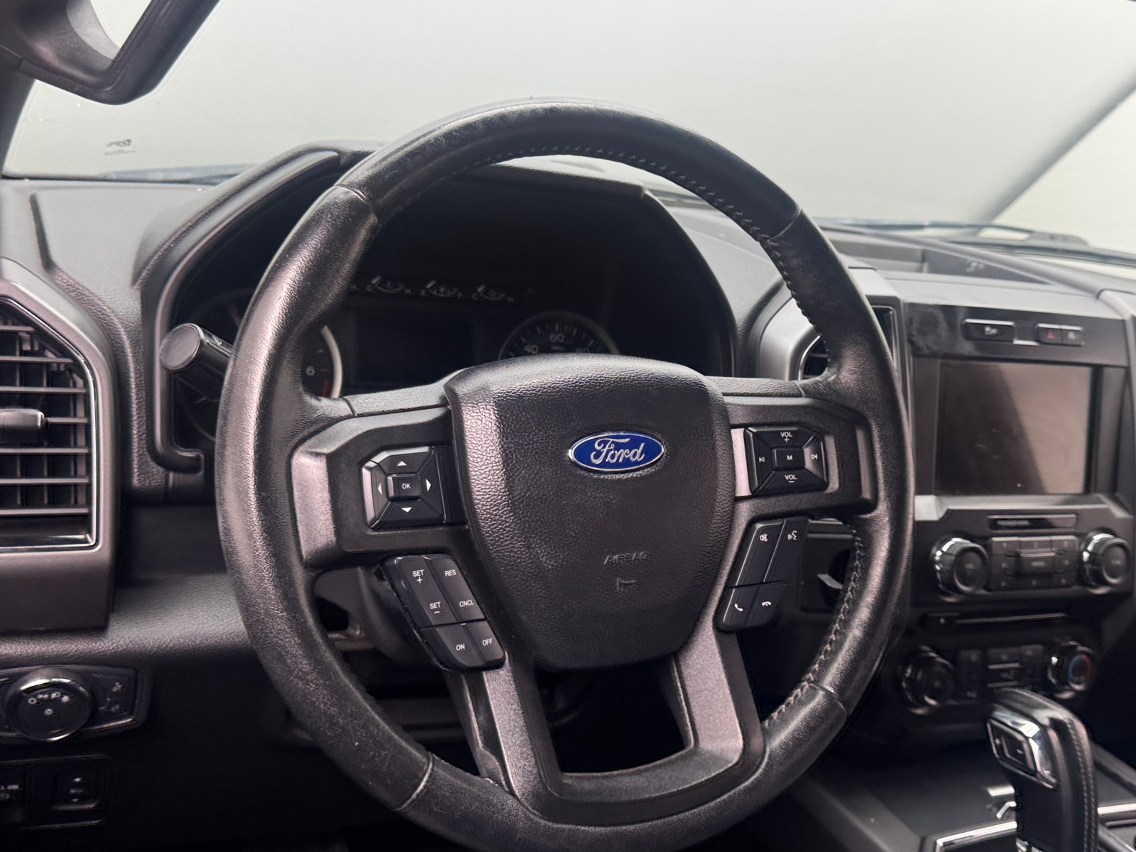 Thumbnail: 2018 Ford Econoline - 5