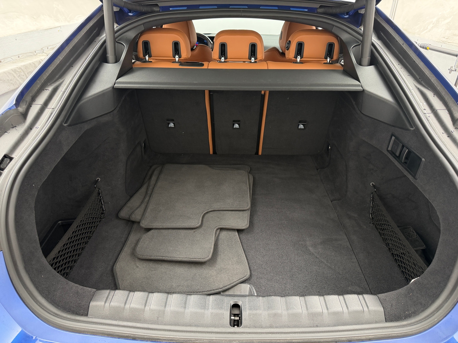 Thumbnail: 2023 BMW i4 - 6