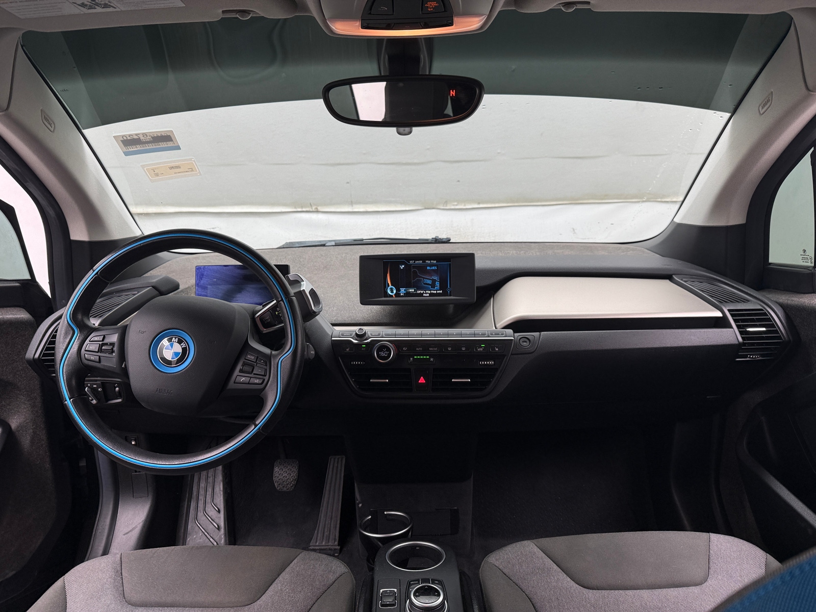 Thumbnail: 2017 BMW i3 - 3