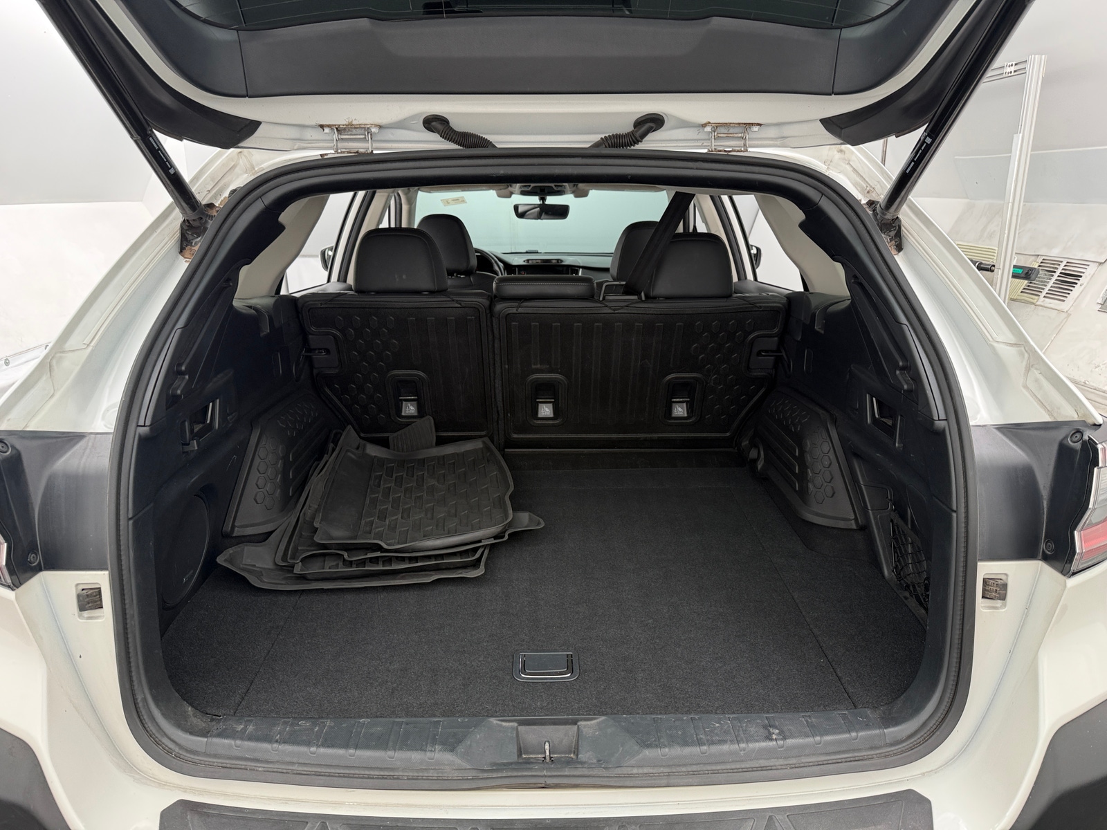 Thumbnail: 2022 Subaru Outback - 6