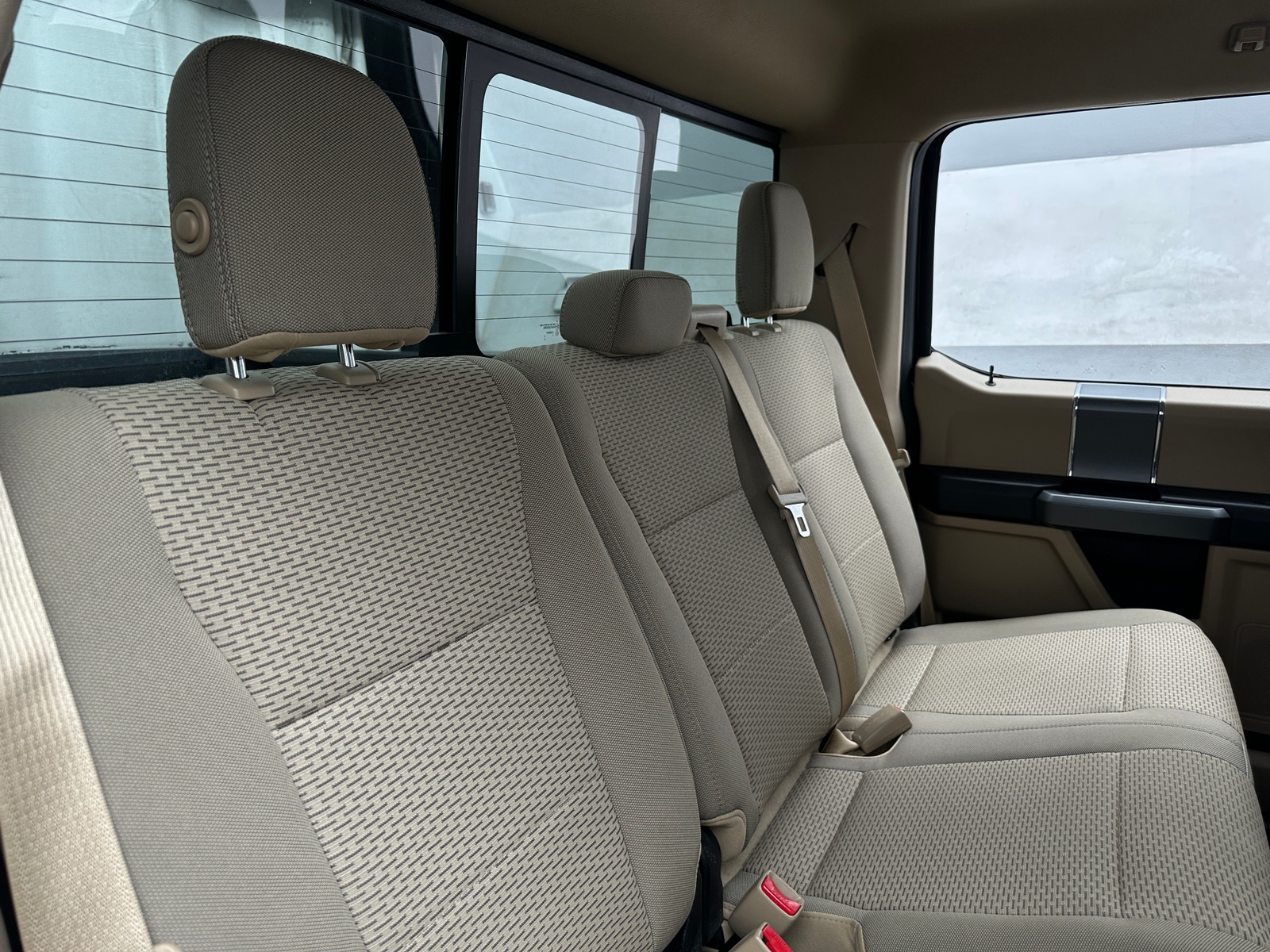 Thumbnail: 2017 Ford Econoline - 6