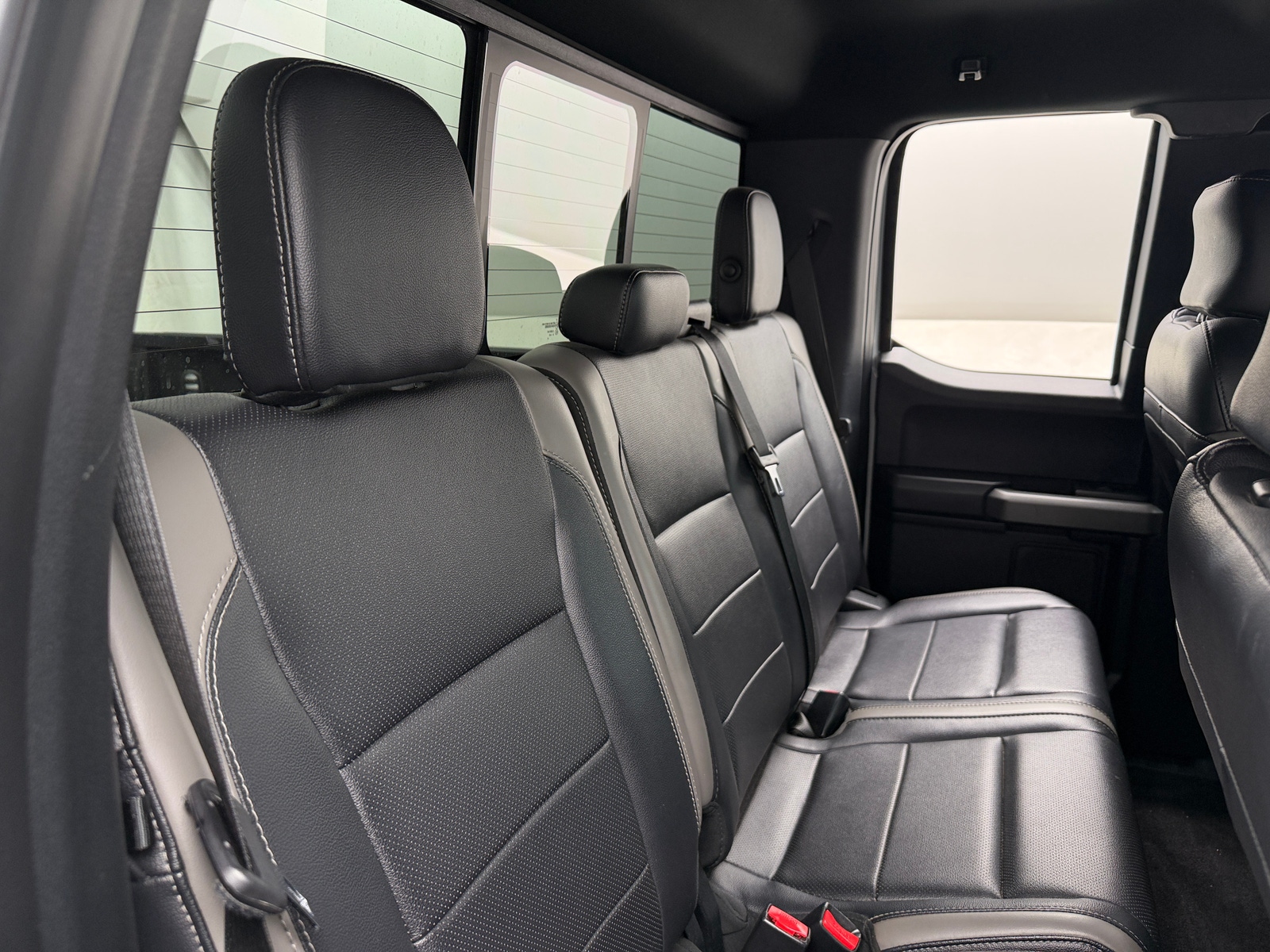 Thumbnail: 2017 Ford Econoline - 5