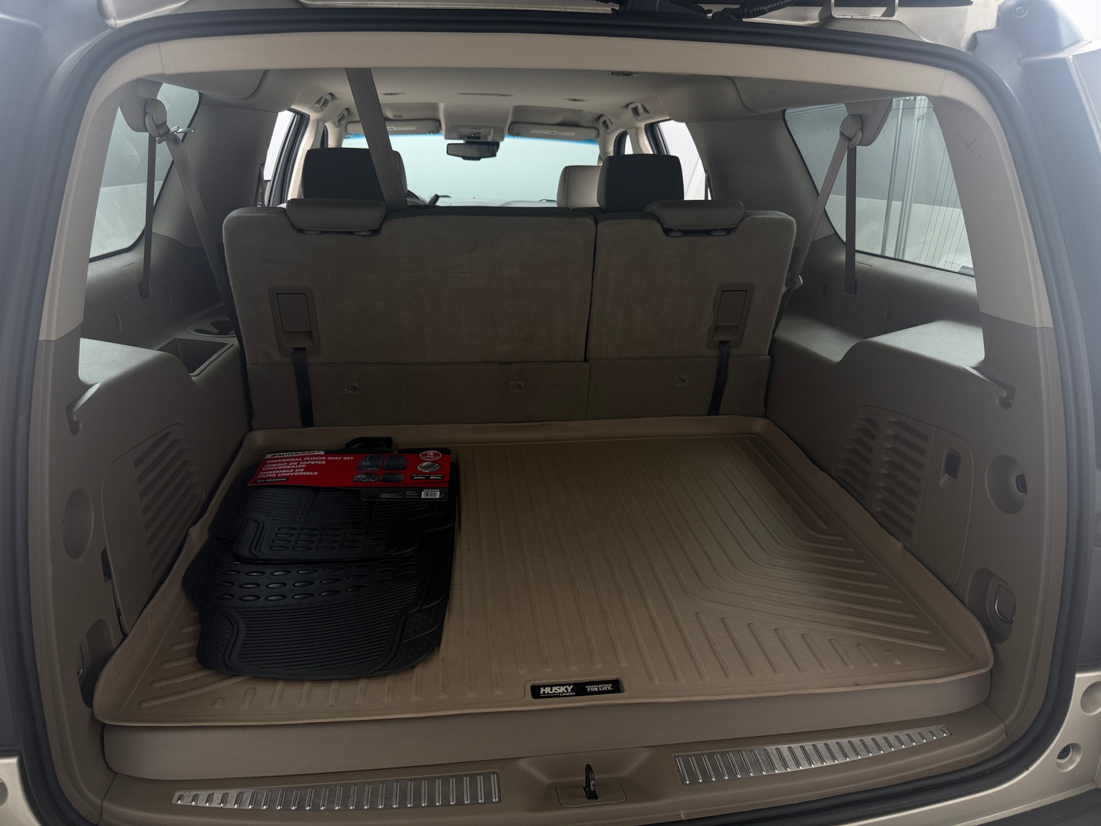 Thumbnail: 2016 Chevrolet Suburban - 6