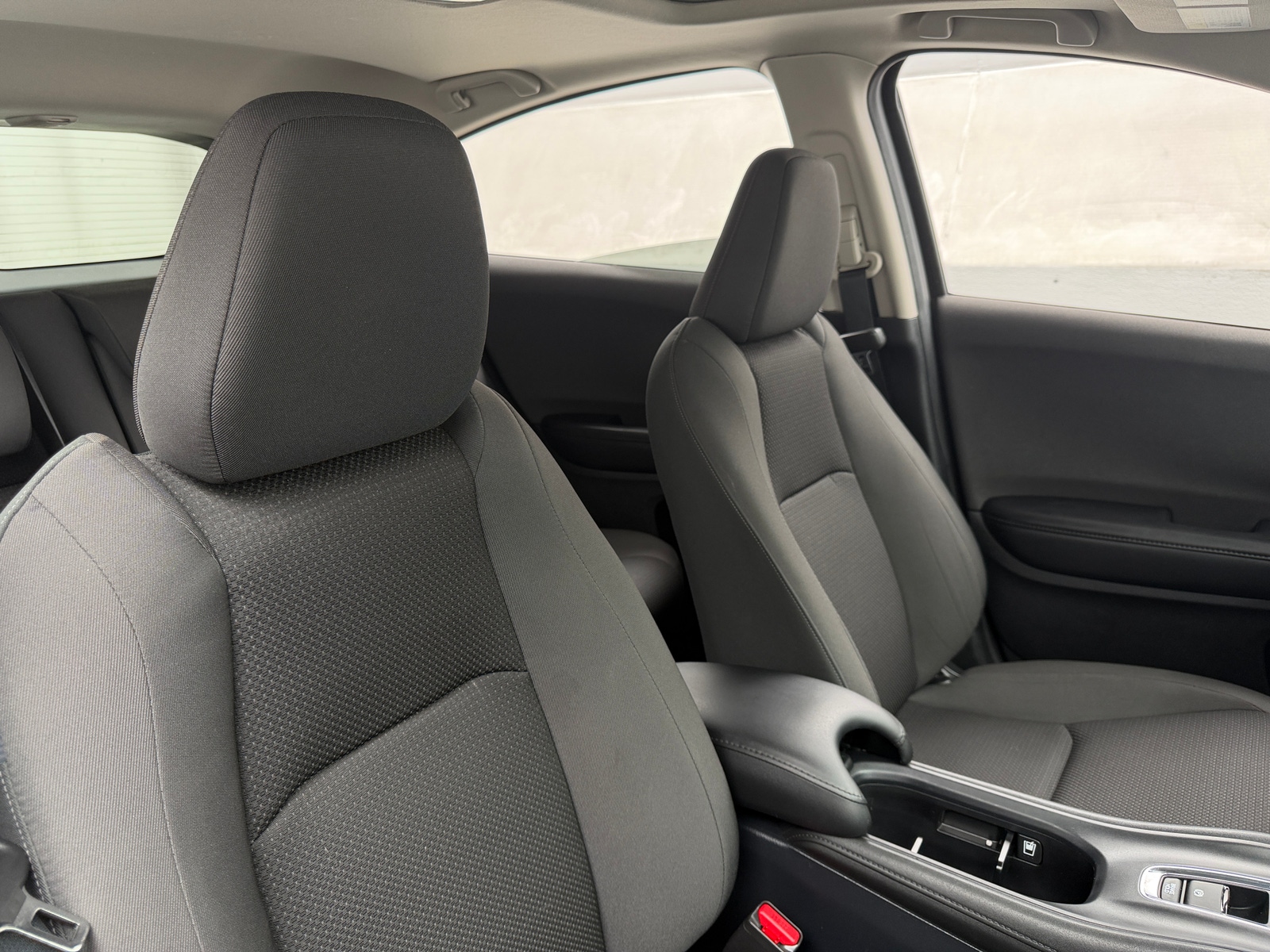 Thumbnail: 2019 Honda HR-V - 2