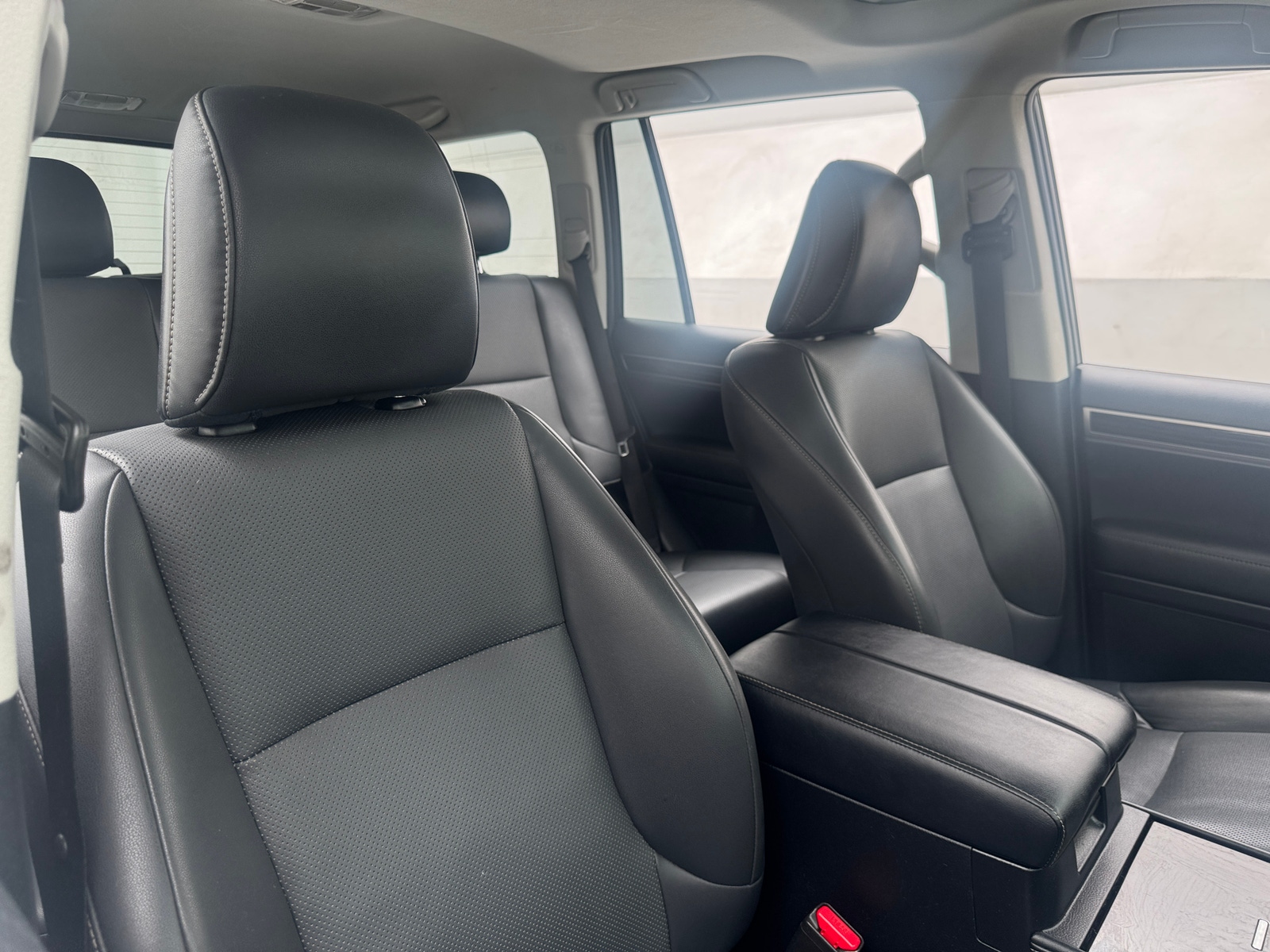 Thumbnail: 2017 Lexus GX - 2