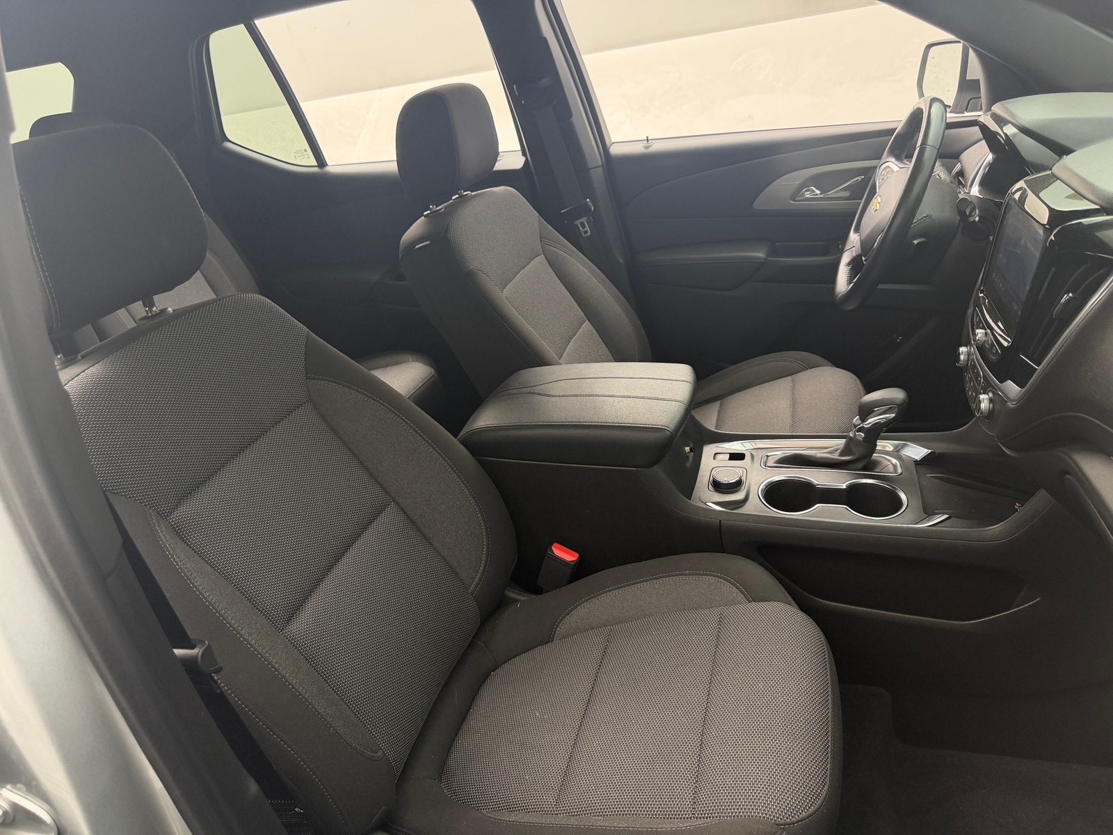 Thumbnail: 2022 Chevrolet Traverse - 2