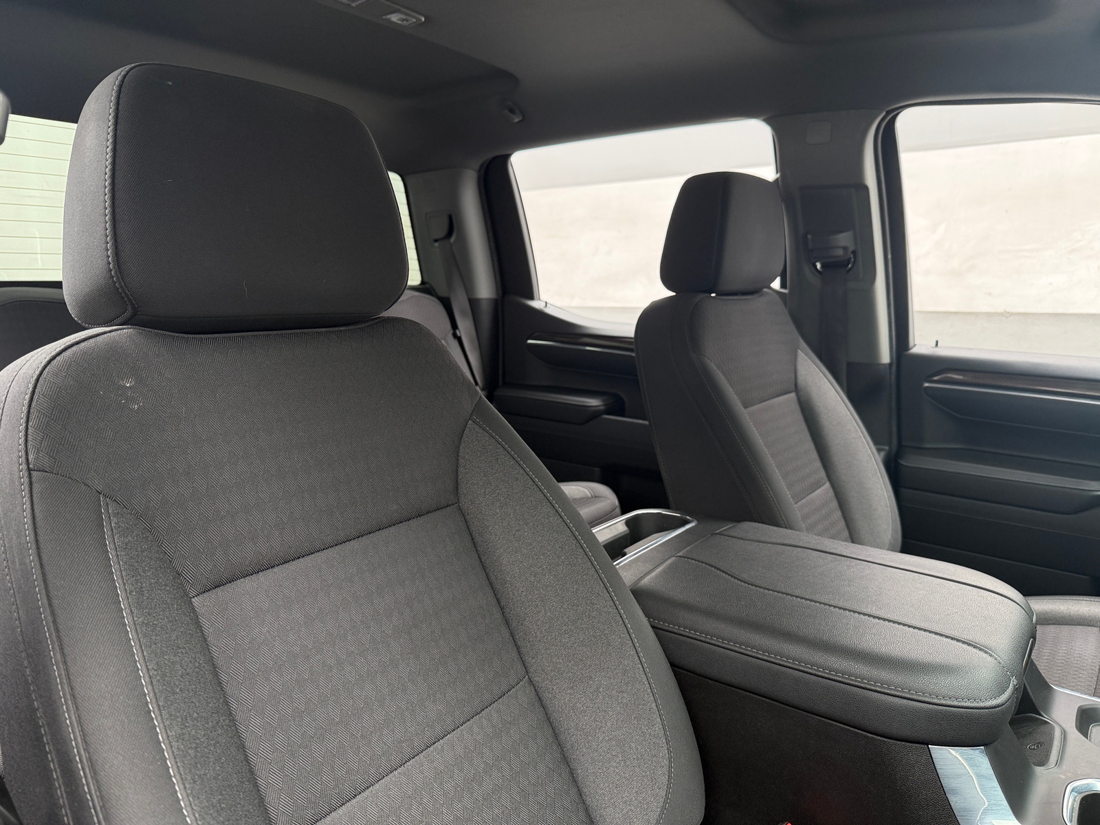 Thumbnail: 2023 Chevrolet Silverado 1500 - 2