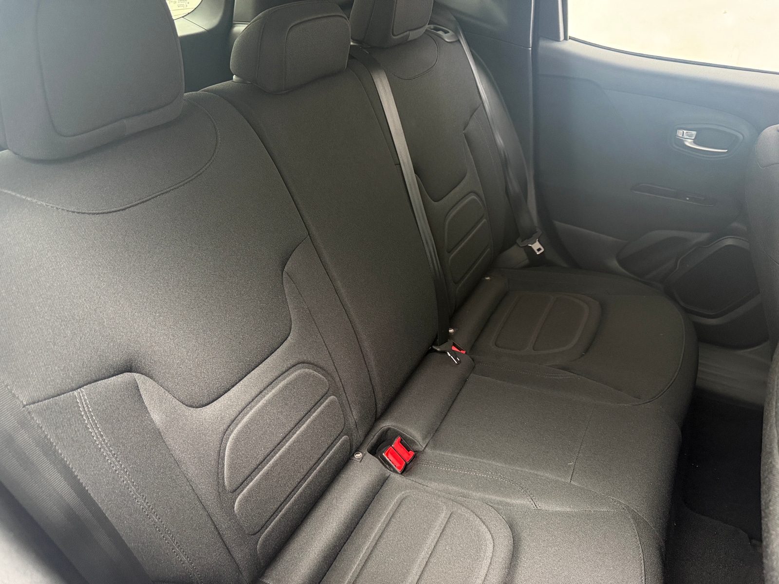 Thumbnail: 2019 Jeep Renegade - 6