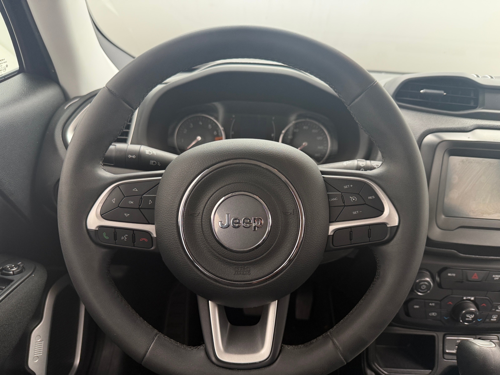Thumbnail: 2019 Jeep Renegade - 5
